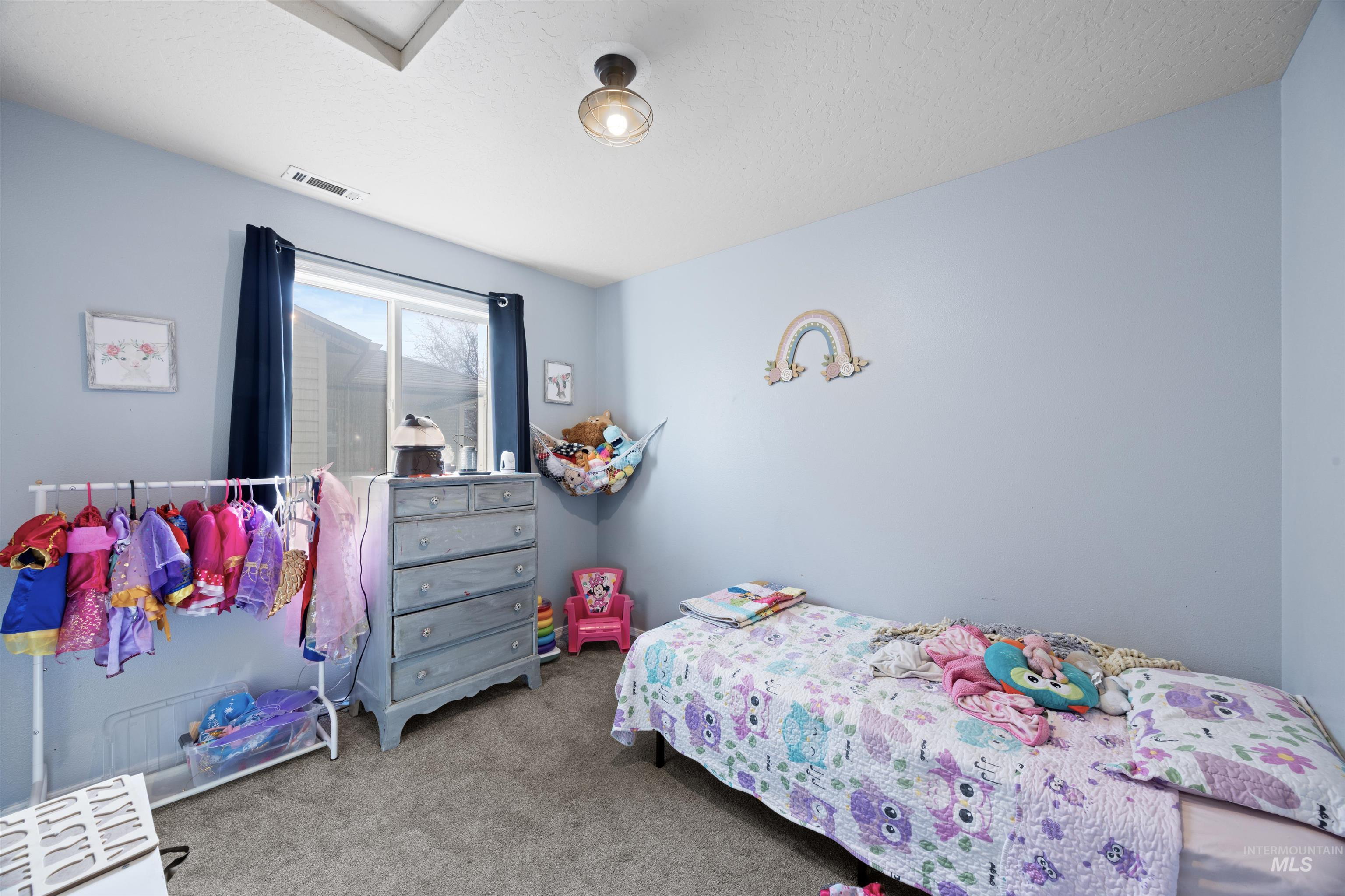 16196 N Saint Helens Drive, Nampa, Idaho 83651, 4 Bedrooms, 2 Bathrooms, Residential For Sale, Price $365,000,MLS 98976806