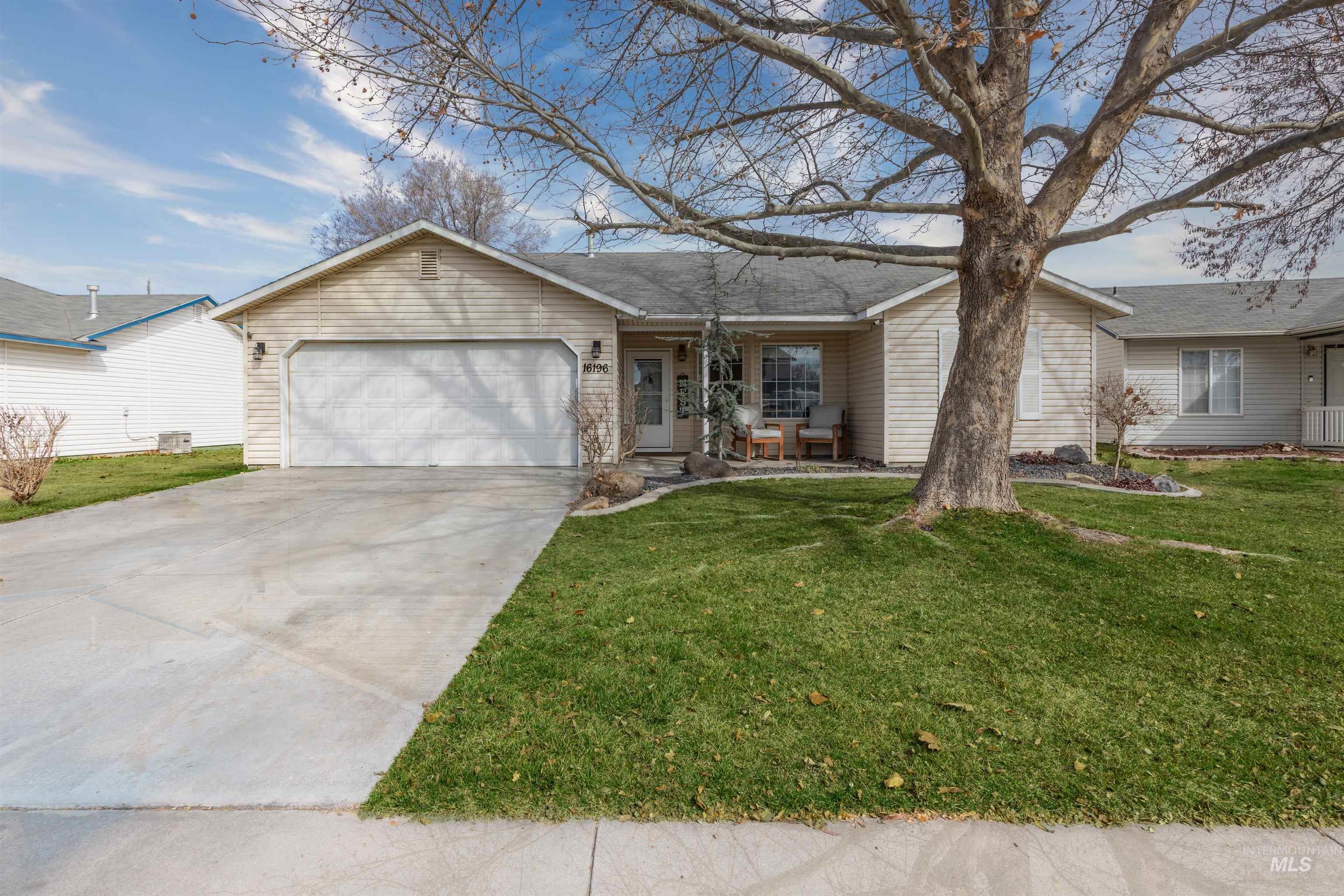 16196 N Saint Helens Drive, Nampa, Idaho 83651, 4 Bedrooms, 2 Bathrooms, Residential For Sale, Price $365,000,MLS 98976806