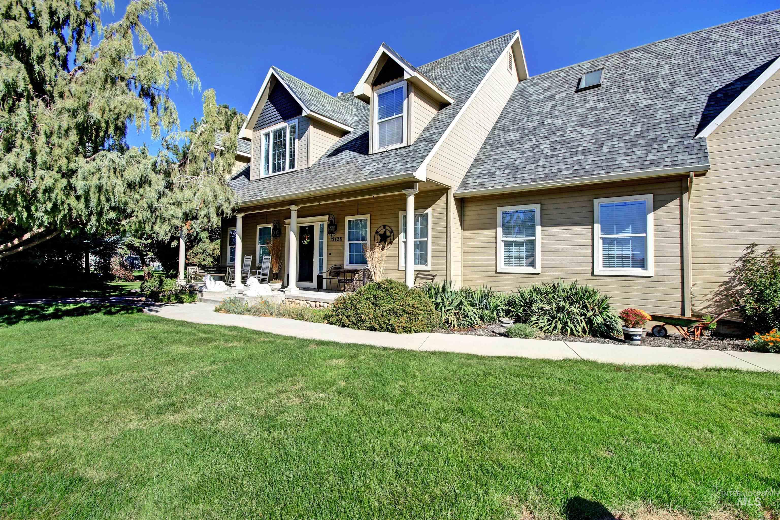 12128 W Kittredge Drive, Kuna, Idaho 83634, 4 Bedrooms, 3 Bathrooms, Residential For Sale, Price $899,900,MLS 98976807