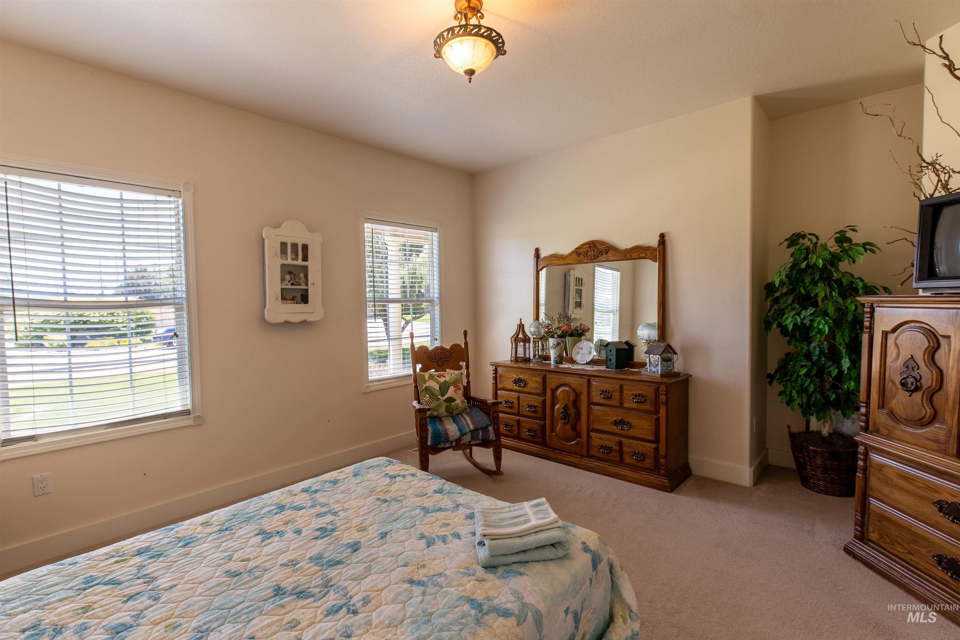 12128 W Kittredge Drive, Kuna, Idaho 83634, 4 Bedrooms, 3 Bathrooms, Residential For Sale, Price $899,900,MLS 98976807