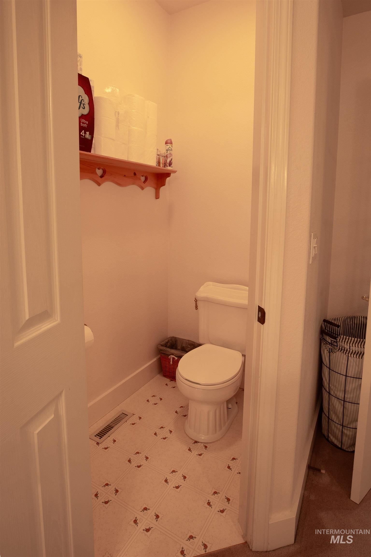 12128 W Kittredge Drive, Kuna, Idaho 83634, 4 Bedrooms, 3 Bathrooms, Residential For Sale, Price $899,900,MLS 98976807