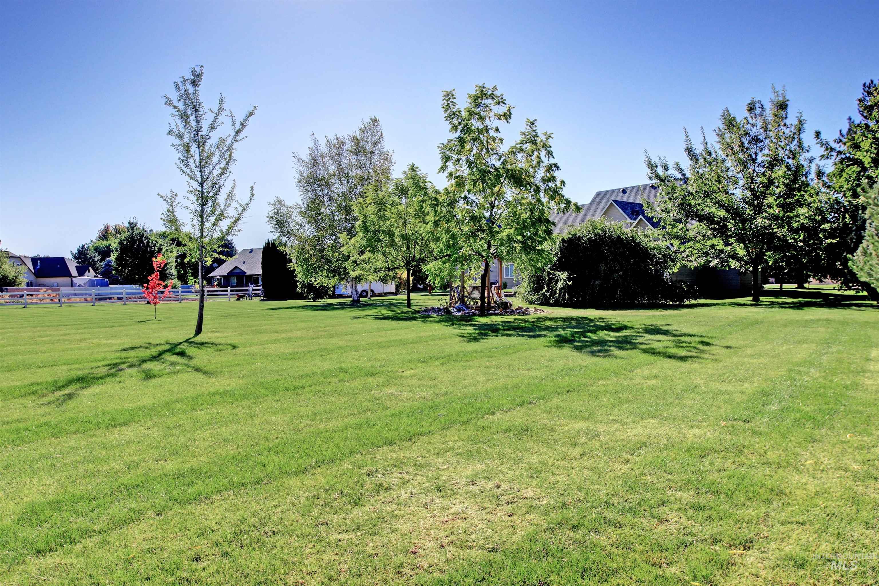 12128 W Kittredge Drive, Kuna, Idaho 83634, 4 Bedrooms, 3 Bathrooms, Residential For Sale, Price $899,900,MLS 98976807