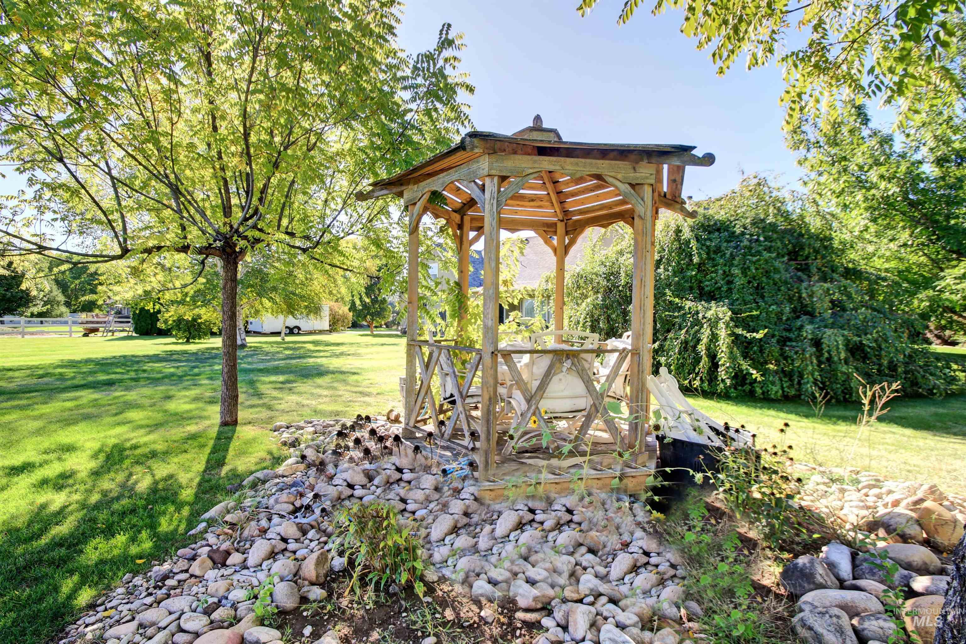 12128 W Kittredge Drive, Kuna, Idaho 83634, 4 Bedrooms, 3 Bathrooms, Residential For Sale, Price $899,900,MLS 98976807