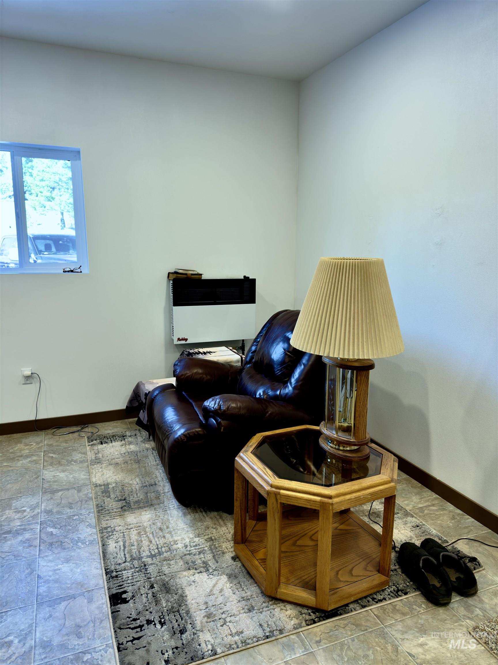 1112 Old Park Rd, Helmer, Idaho 83823, 1 Bedroom, 1 Bathroom, Residential For Sale, Price $319,900,MLS 98976808