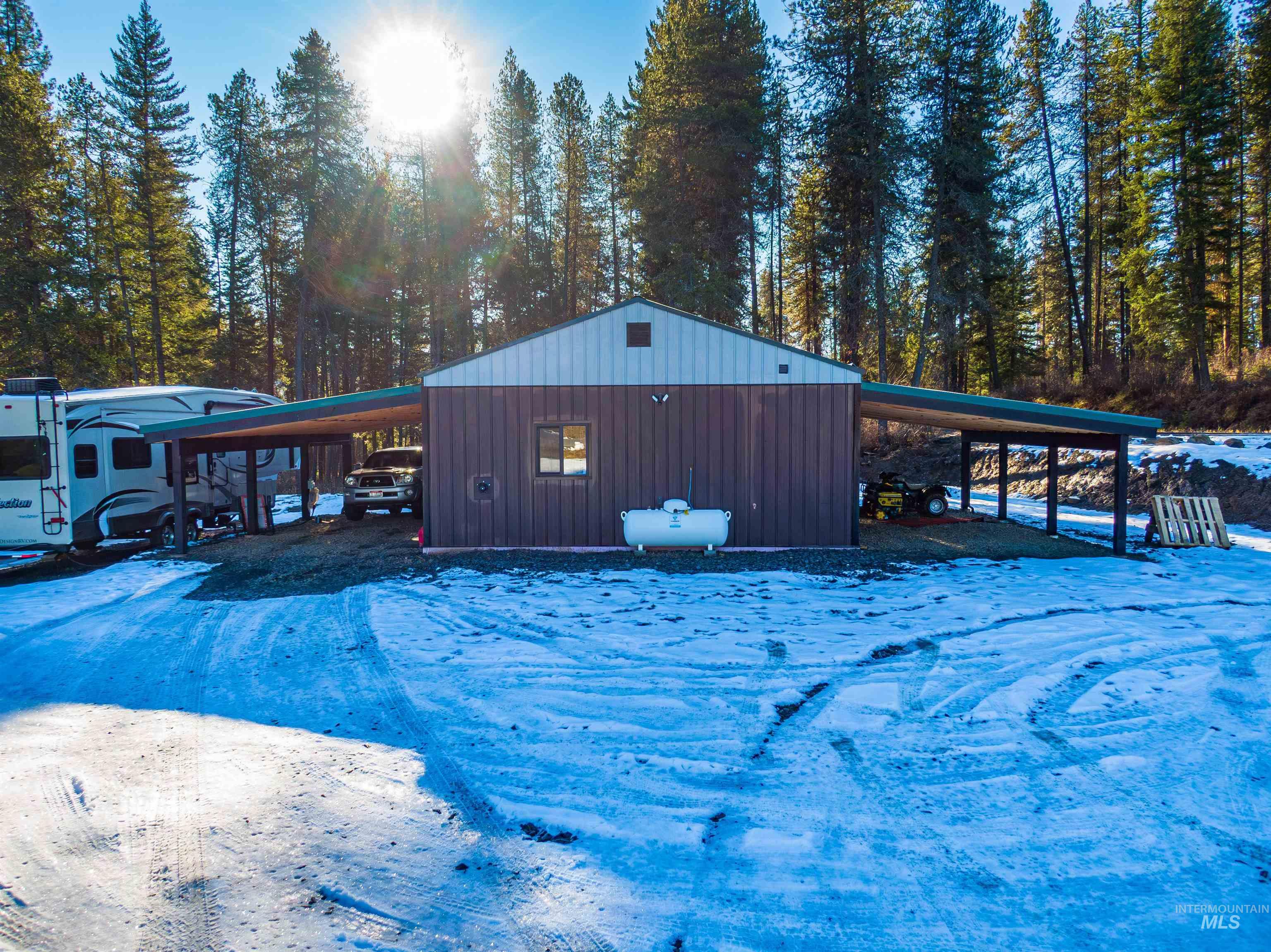 1112 Old Park Rd, Helmer, Idaho 83823, 1 Bedroom, 1 Bathroom, Residential For Sale, Price $319,900,MLS 98976808