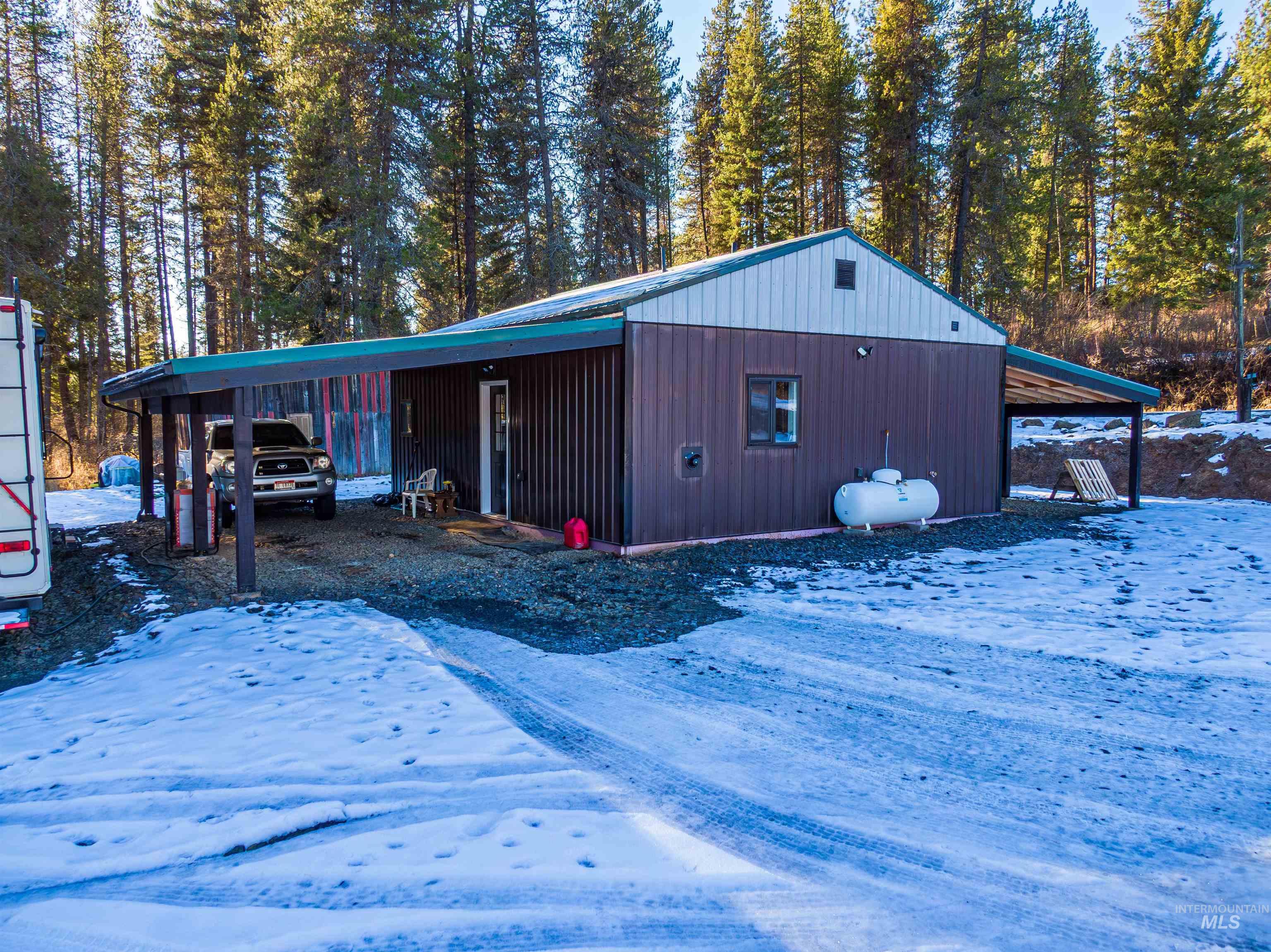 1112 Old Park Rd, Helmer, Idaho 83823, 1 Bedroom, 1 Bathroom, Residential For Sale, Price $319,900,MLS 98976808