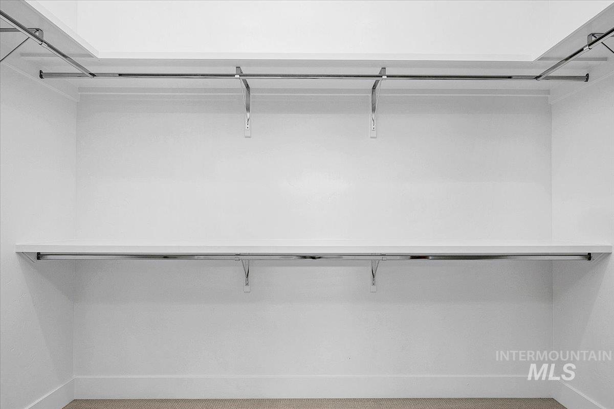 1381 N Laconia Ave, Eagle, Idaho 83616, 3 Bedrooms, 2.5 Bathrooms, Residential For Sale, Price $915,000,MLS 98976809