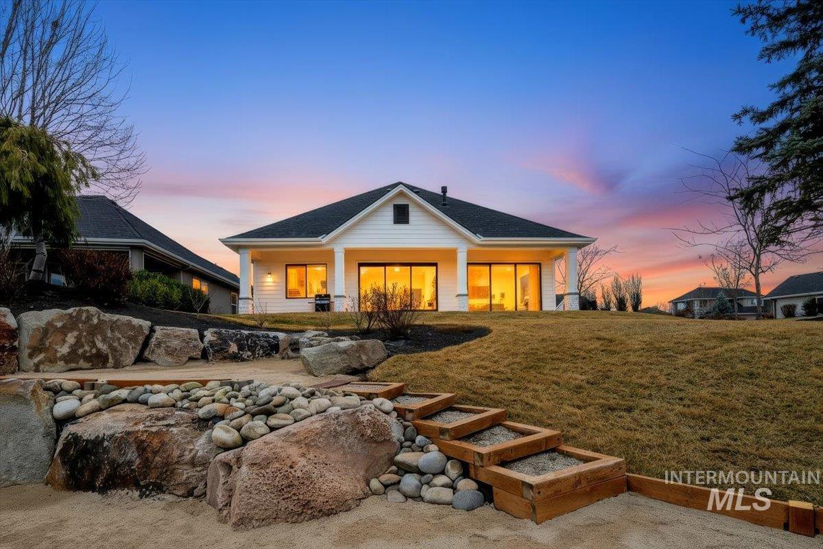 1381 N Laconia Ave, Eagle, Idaho 83616, 3 Bedrooms, 2.5 Bathrooms, Residential For Sale, Price $850,000,MLS 98976809