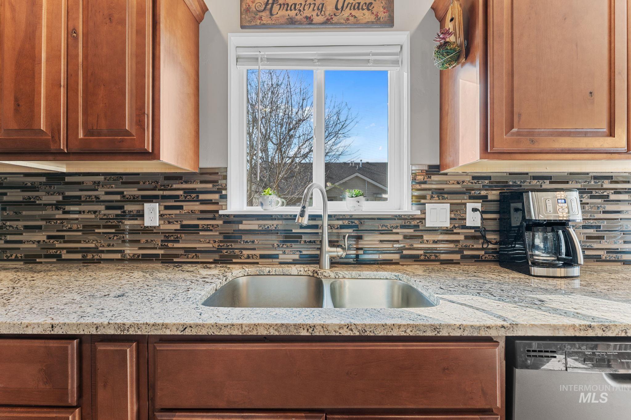 473 Pebblebrook Ln., Twin Falls, Idaho 83301, 3 Bedrooms, 2.5 Bathrooms, Residential For Sale, Price $539,999,MLS 98976811