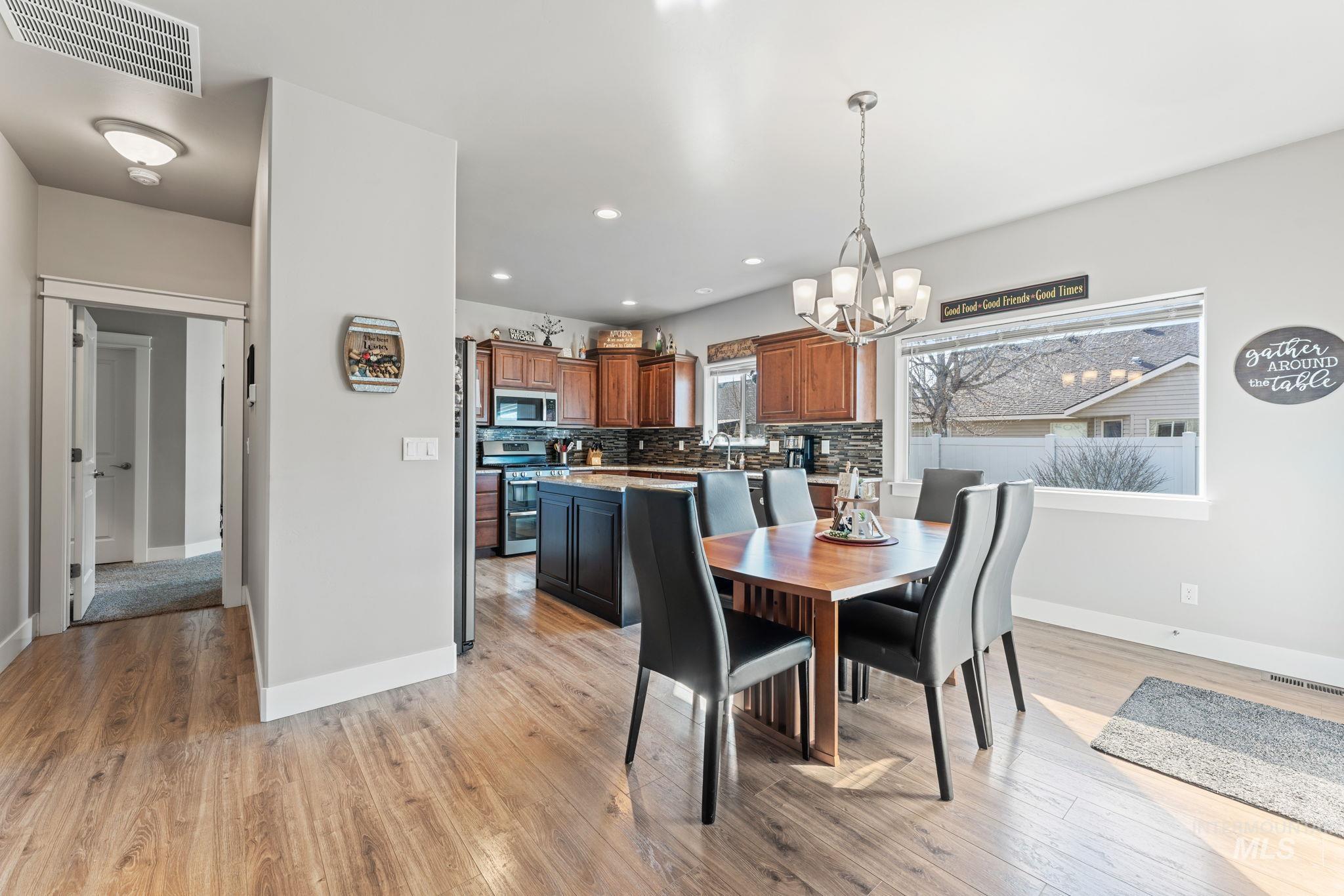 473 Pebblebrook Ln., Twin Falls, Idaho 83301, 3 Bedrooms, 2.5 Bathrooms, Residential For Sale, Price $539,999,MLS 98976811