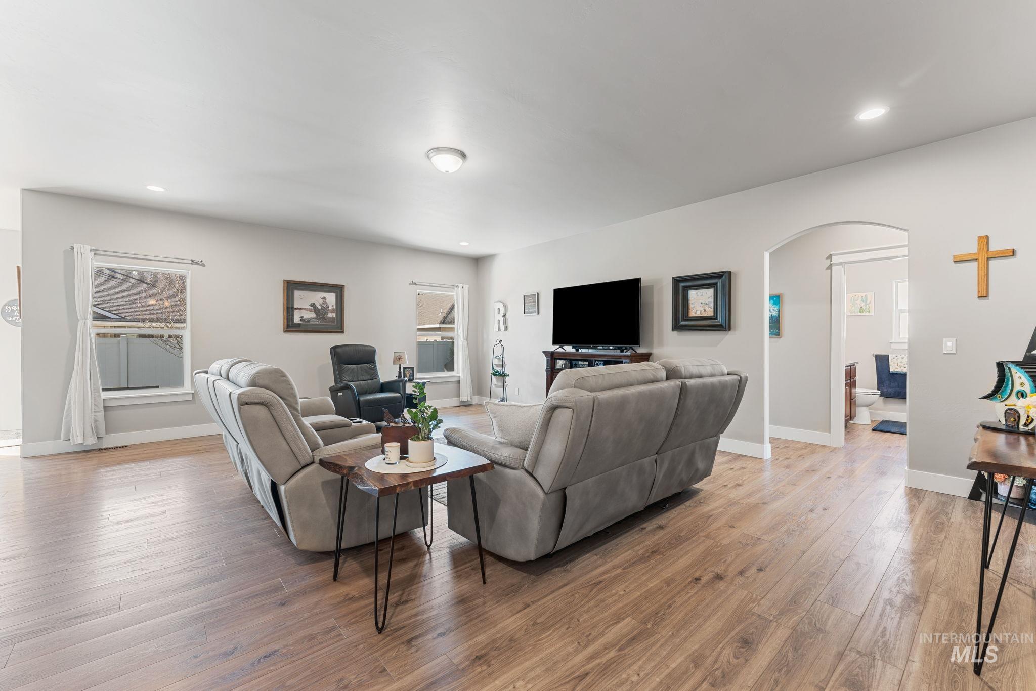 473 Pebblebrook Ln., Twin Falls, Idaho 83301, 3 Bedrooms, 2.5 Bathrooms, Residential For Sale, Price $539,999,MLS 98976811