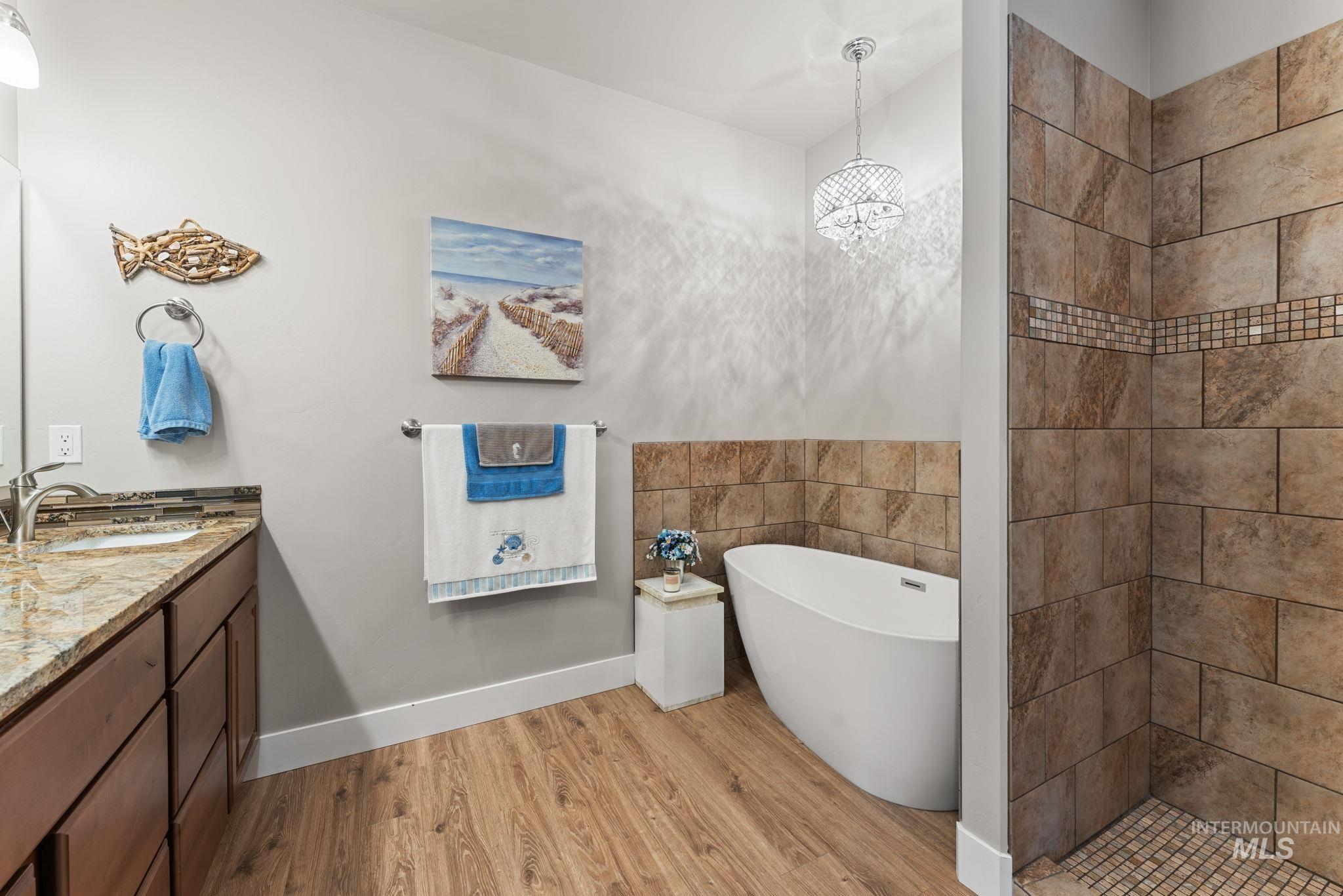 473 Pebblebrook Ln., Twin Falls, Idaho 83301, 3 Bedrooms, 2.5 Bathrooms, Residential For Sale, Price $539,999,MLS 98976811