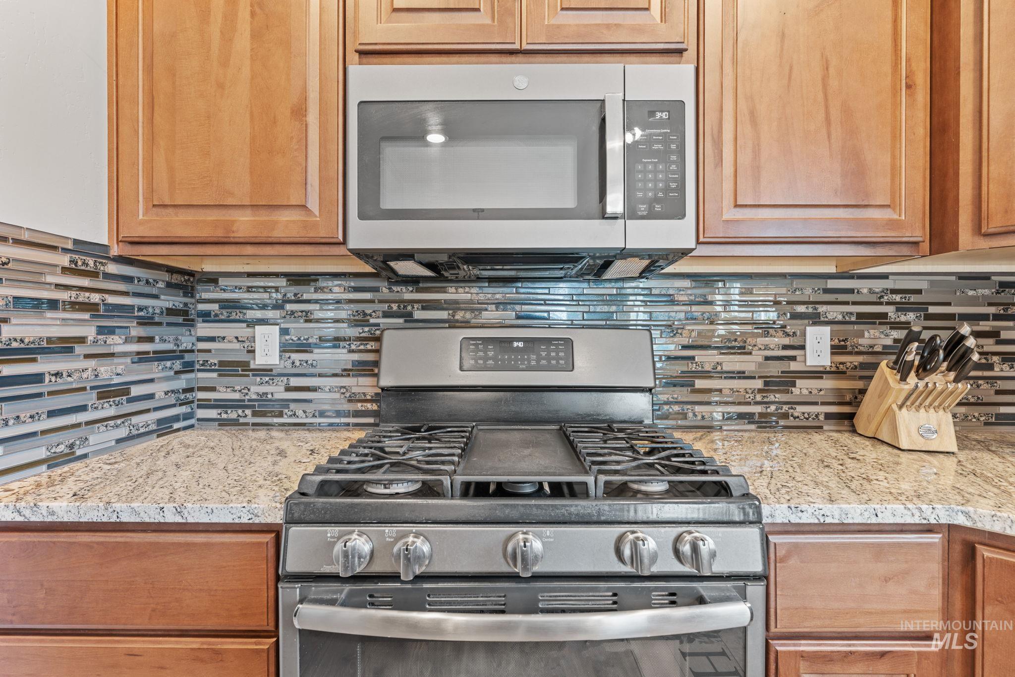 473 Pebblebrook Ln., Twin Falls, Idaho 83301, 3 Bedrooms, 2.5 Bathrooms, Residential For Sale, Price $539,999,MLS 98976811