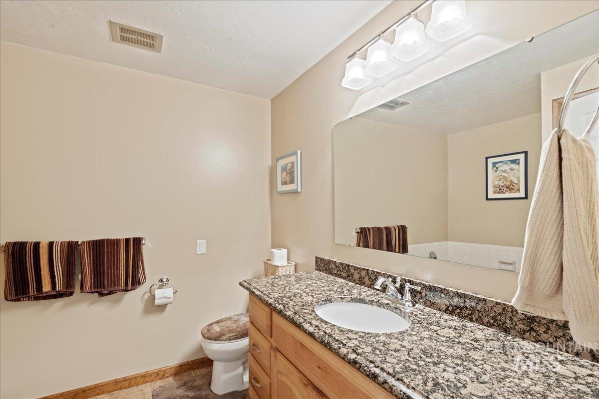 10210 W Hackamore Dr, Boise, Idaho 83709, 4 Bedrooms, 3 Bathrooms, Residential For Sale, Price $759,500, 98976812