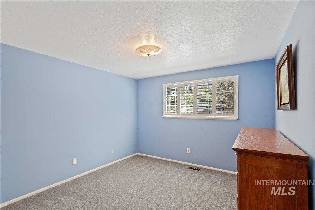 10210 W Hackamore Dr, Boise, Idaho 83709, 4 Bedrooms, 3 Bathrooms, Residential For Sale, Price $759,500, 98976812