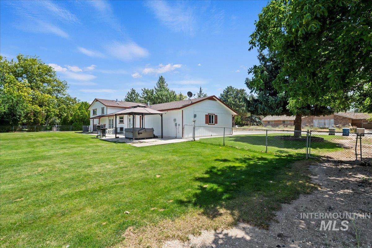 10210 W Hackamore Dr, Boise, Idaho 83709, 4 Bedrooms, 3 Bathrooms, Residential For Sale, Price $759,500, 98976812