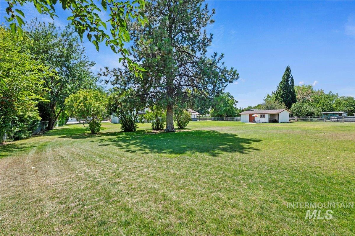 10210 W Hackamore Dr, Boise, Idaho 83709, 4 Bedrooms, 3 Bathrooms, Residential For Sale, Price $759,500, 98976812