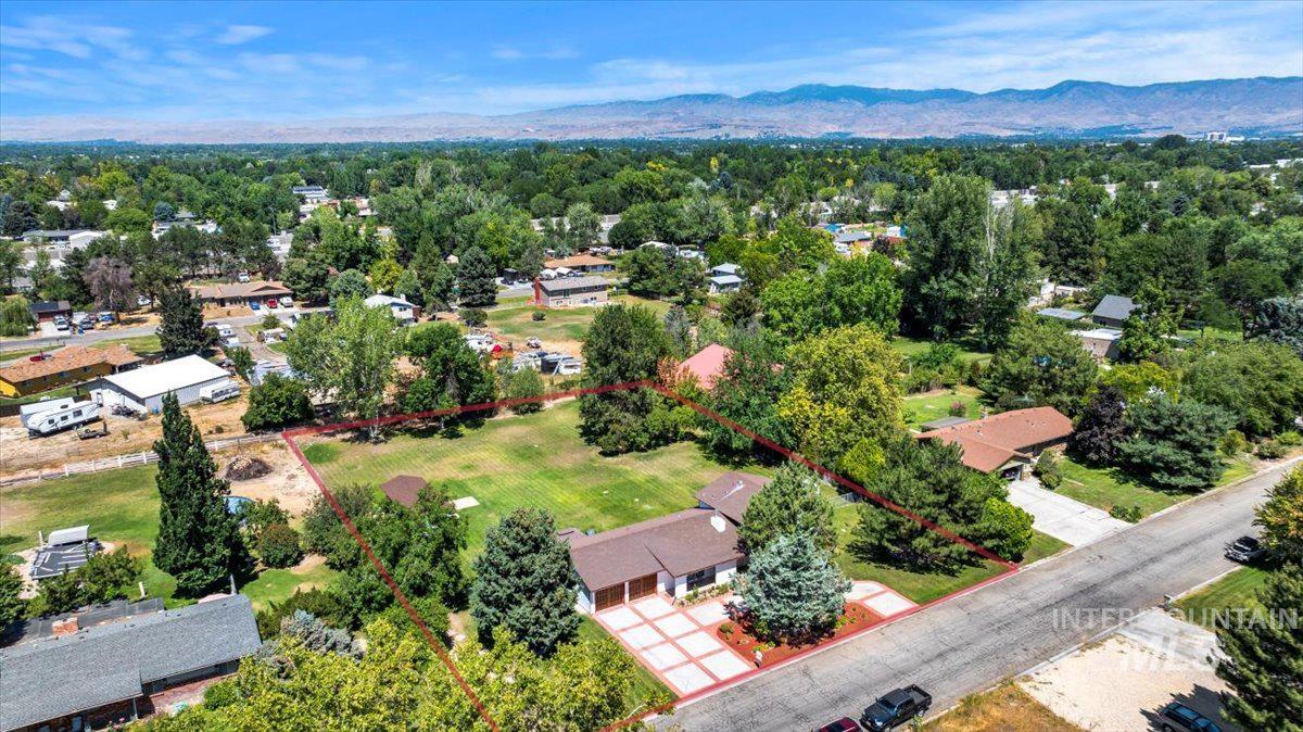 10210 W Hackamore Dr, Boise, Idaho 83709, 4 Bedrooms, 3 Bathrooms, Residential For Sale, Price $759,500, 98976812