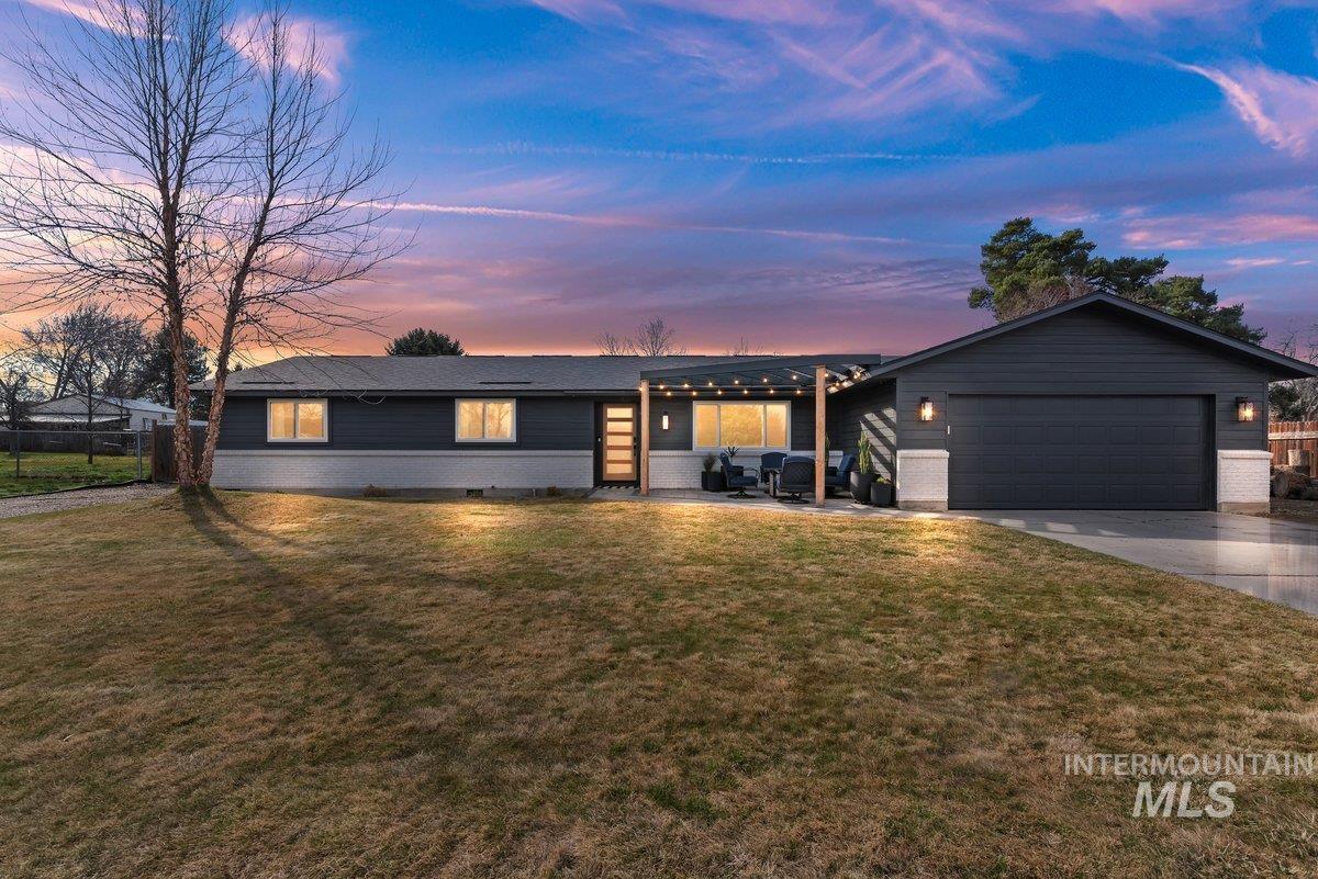 9147 W Wallowa Ct, Boise, Idaho 83709, 3 Bedrooms, 2 Bathrooms, Residential For Sale, Price $599,000, 98976813