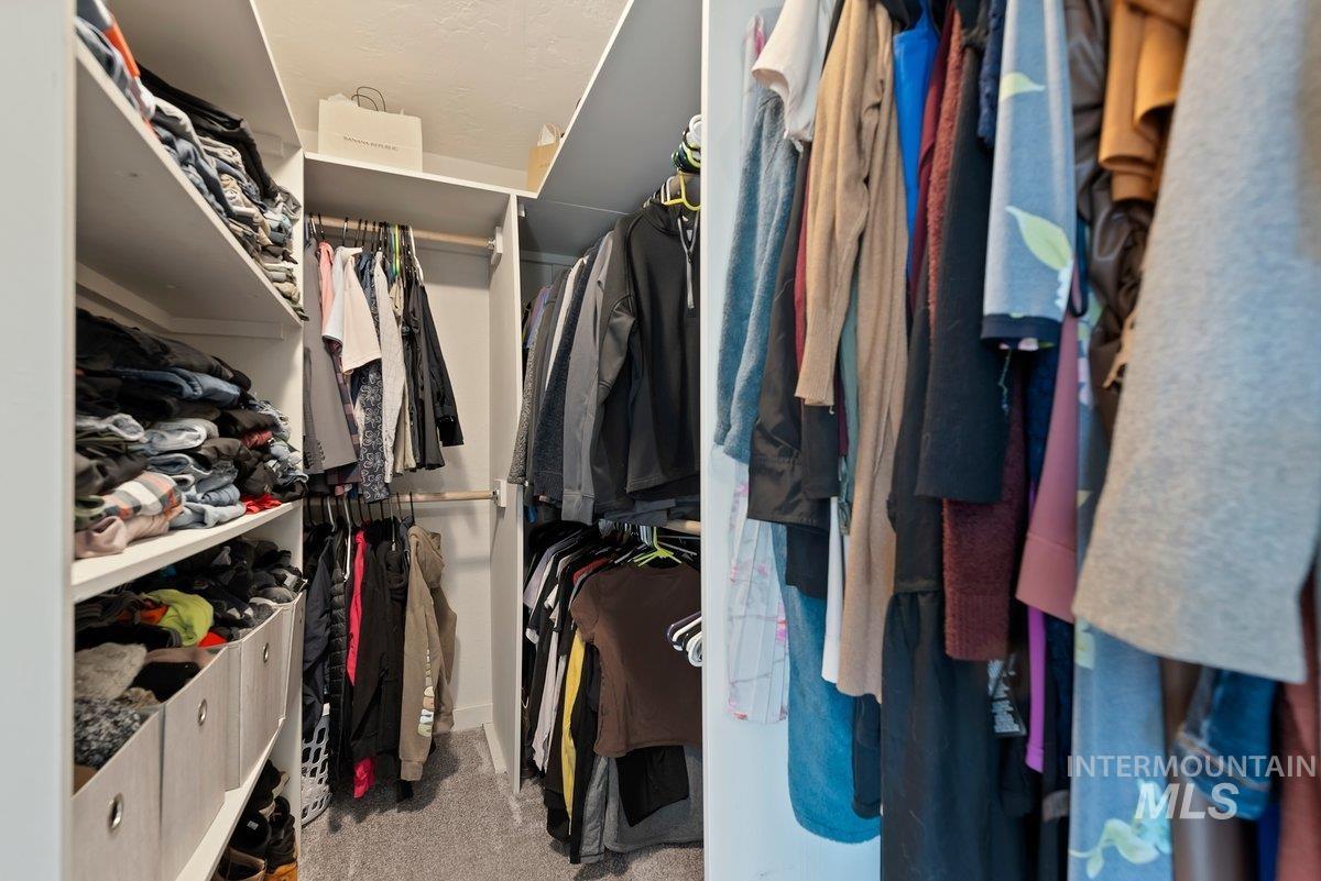 9147 W Wallowa Ct, Boise, Idaho 83709, 3 Bedrooms, 2 Bathrooms, Residential For Sale, Price $599,000, 98976813