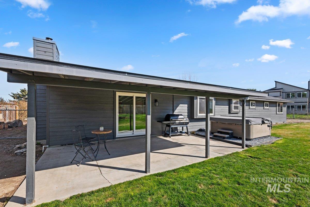 9147 W Wallowa Ct, Boise, Idaho 83709, 3 Bedrooms, 2 Bathrooms, Residential For Sale, Price $599,000, 98976813