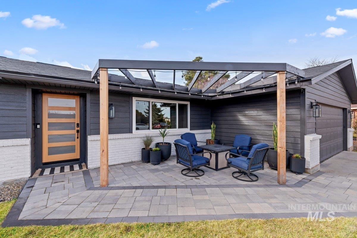 9147 W Wallowa Ct, Boise, Idaho 83709, 3 Bedrooms, 2 Bathrooms, Residential For Sale, Price $599,000, 98976813