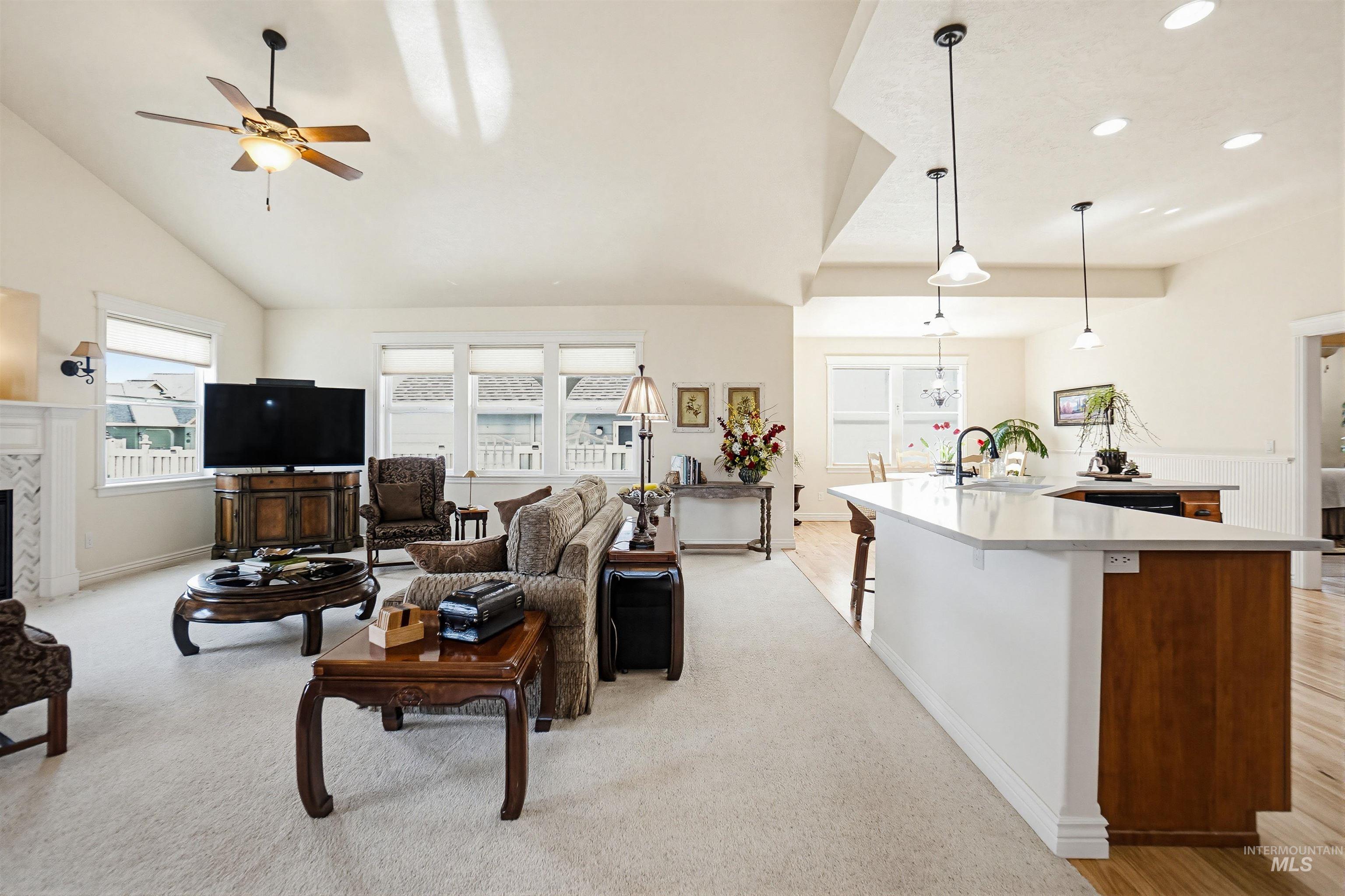 9865 W Blackpool, Star, Idaho 83369, 3 Bedrooms, 2 Bathrooms, Residential For Sale, Price $549,000, 98976815