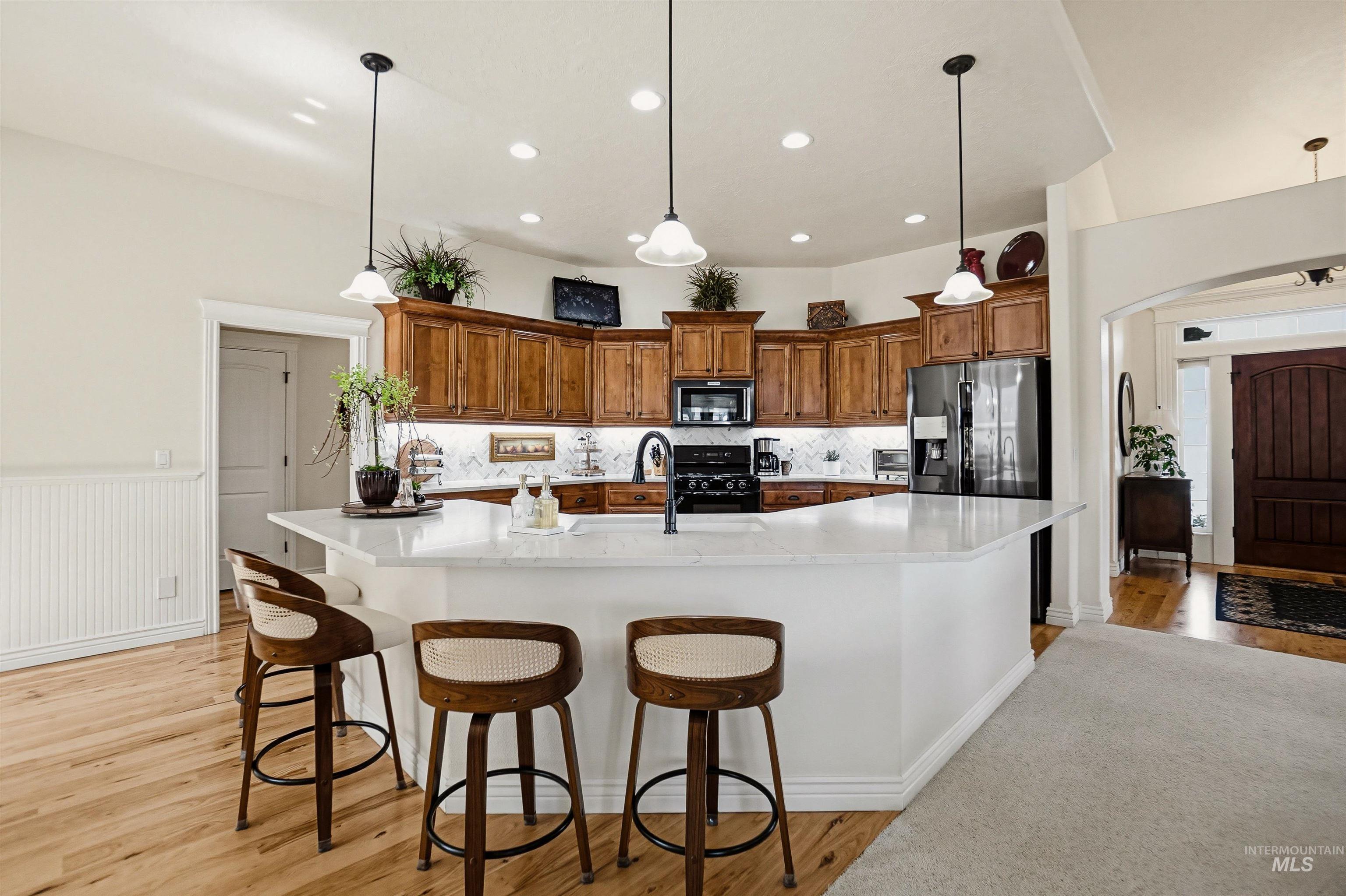 9865 W Blackpool, Star, Idaho 83369, 3 Bedrooms, 2 Bathrooms, Residential For Sale, Price $549,000, 98976815