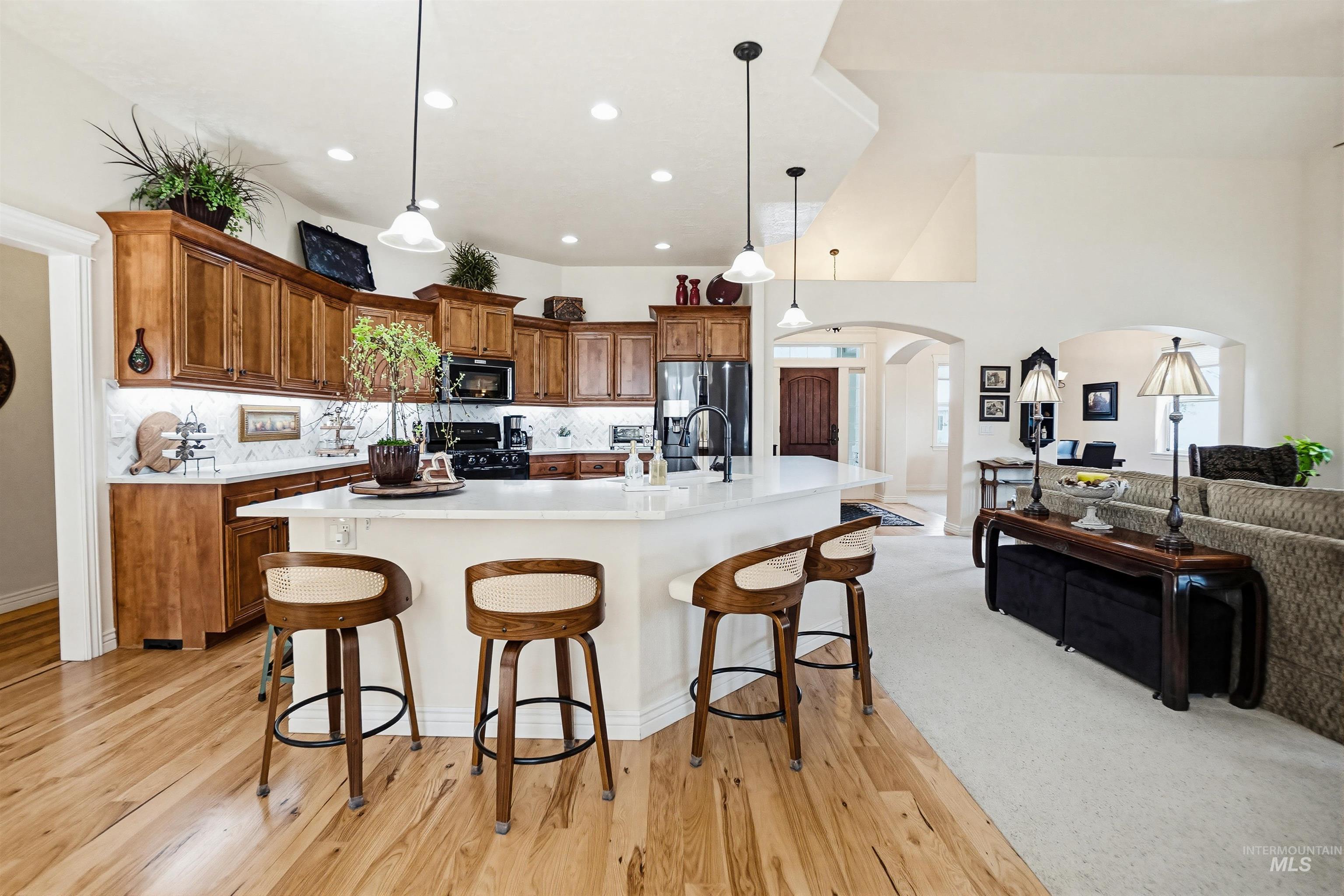 9865 W Blackpool, Star, Idaho 83369, 3 Bedrooms, 2 Bathrooms, Residential For Sale, Price $549,000, 98976815