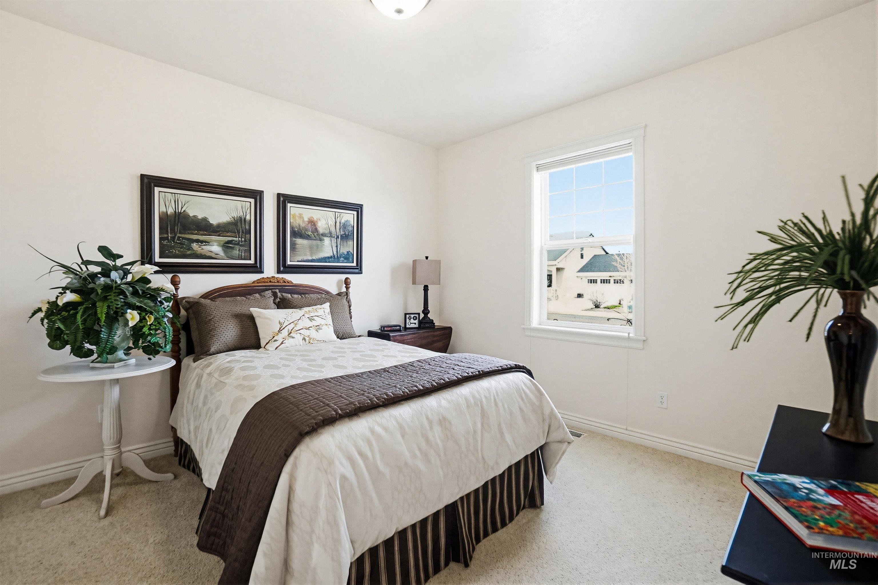 9865 W Blackpool, Star, Idaho 83369, 3 Bedrooms, 2 Bathrooms, Residential For Sale, Price $549,000, 98976815