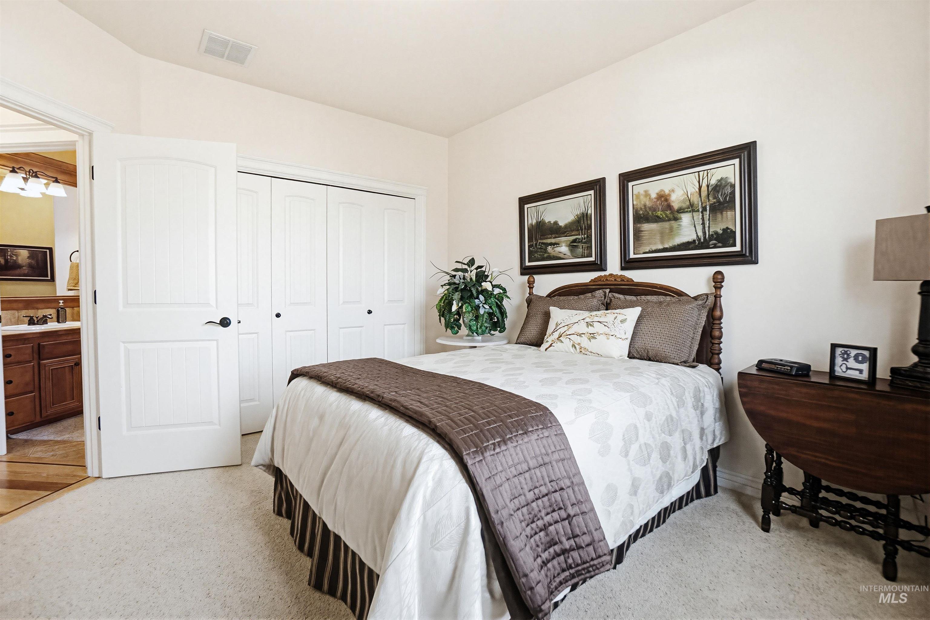 9865 W Blackpool, Star, Idaho 83369, 3 Bedrooms, 2 Bathrooms, Residential For Sale, Price $549,000, 98976815