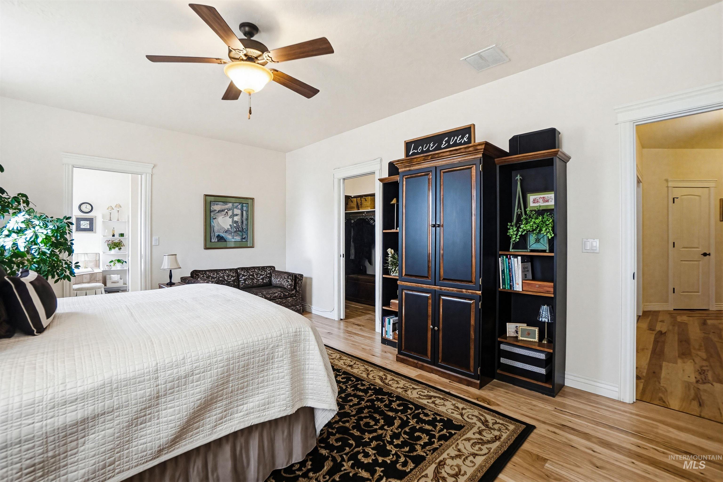 9865 W Blackpool, Star, Idaho 83369, 3 Bedrooms, 2 Bathrooms, Residential For Sale, Price $549,000, 98976815