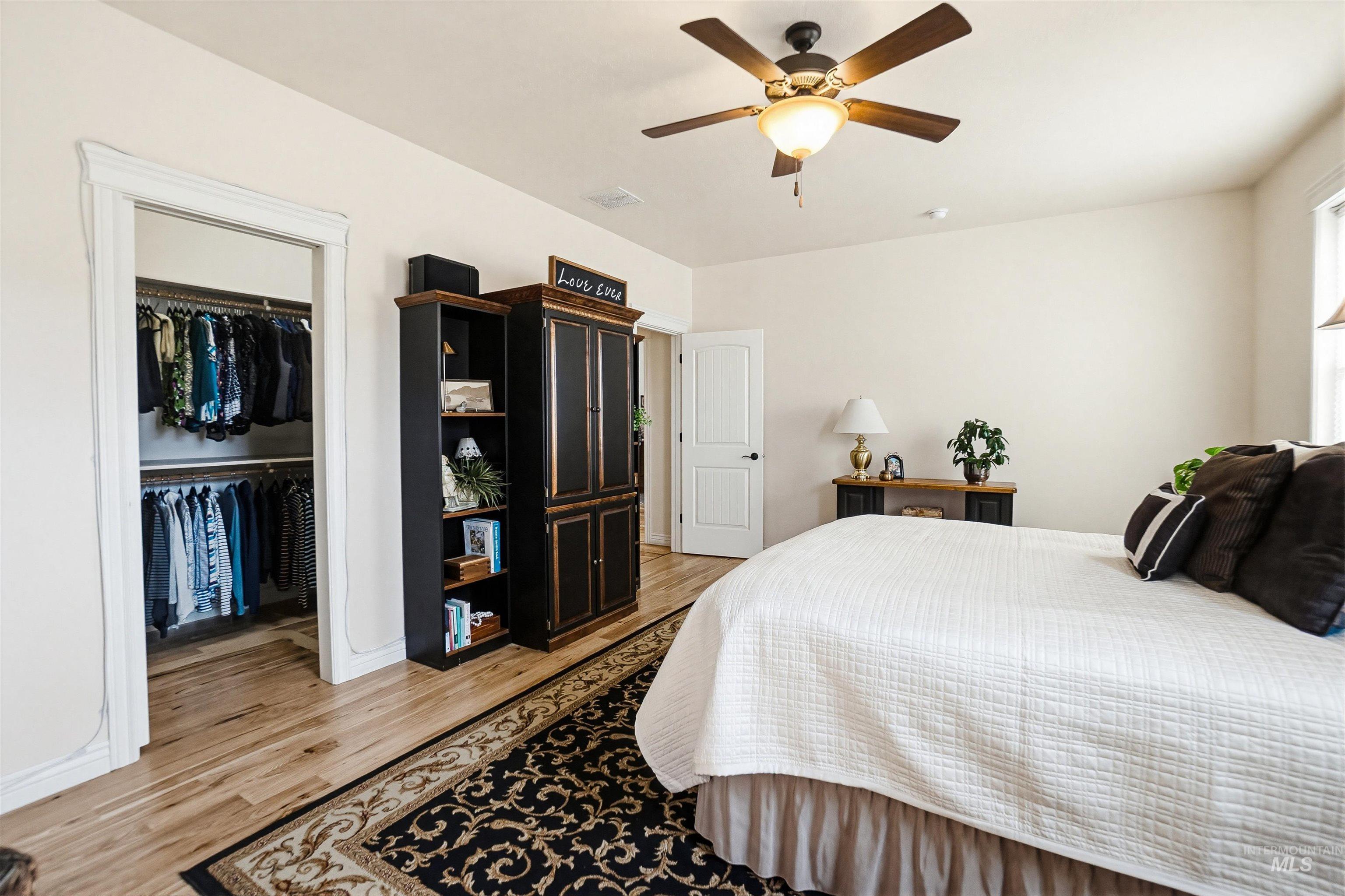 9865 W Blackpool, Star, Idaho 83369, 3 Bedrooms, 2 Bathrooms, Residential For Sale, Price $549,000, 98976815