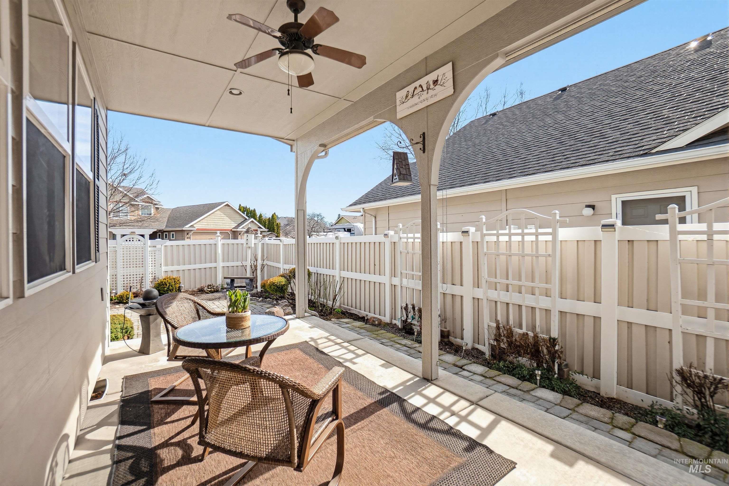 9865 W Blackpool, Star, Idaho 83369, 3 Bedrooms, 2 Bathrooms, Residential For Sale, Price $549,000, 98976815