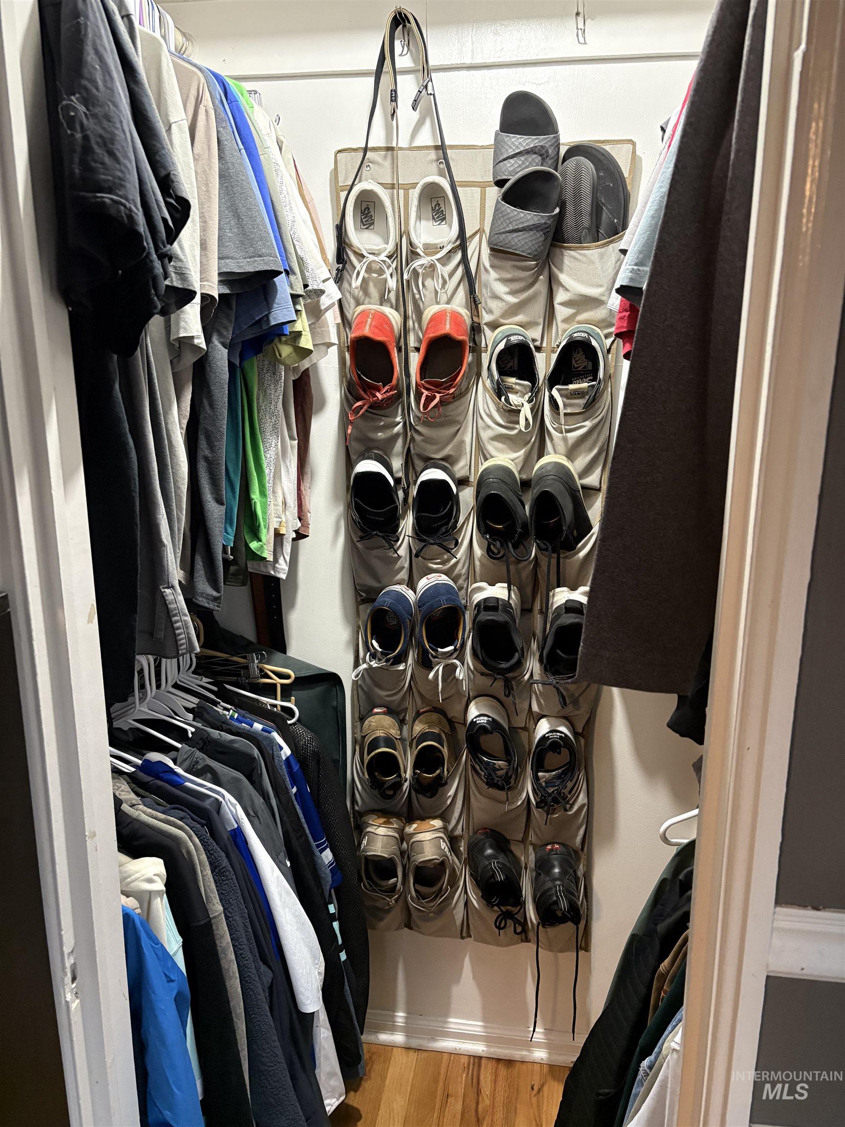 5404 W Anna Street, Boise, Idaho 83705, 2 Bedrooms, 1 Bathroom, Residential For Sale, Price $359,000, 98976817