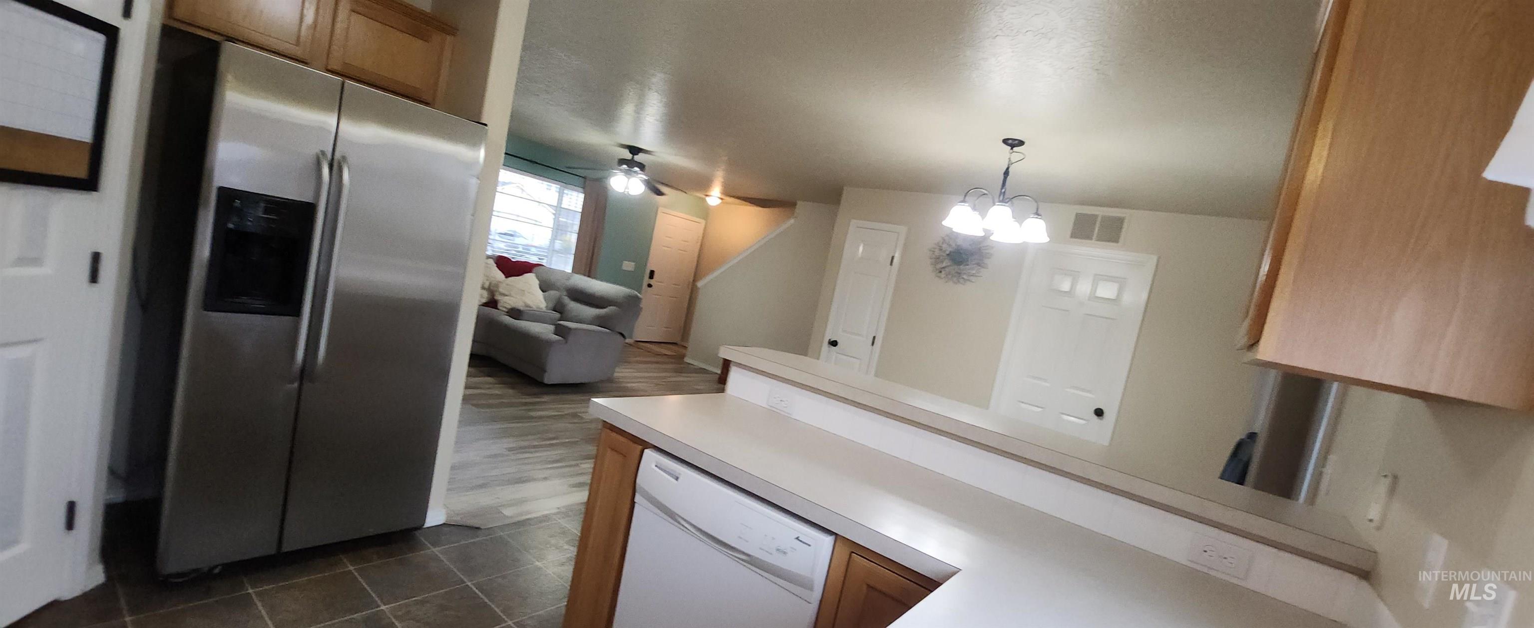 11652 Quincy St, Caldwell, Idaho 83605, 4 Bedrooms, 2.5 Bathrooms, Residential For Sale, Price $385,000, 98976818