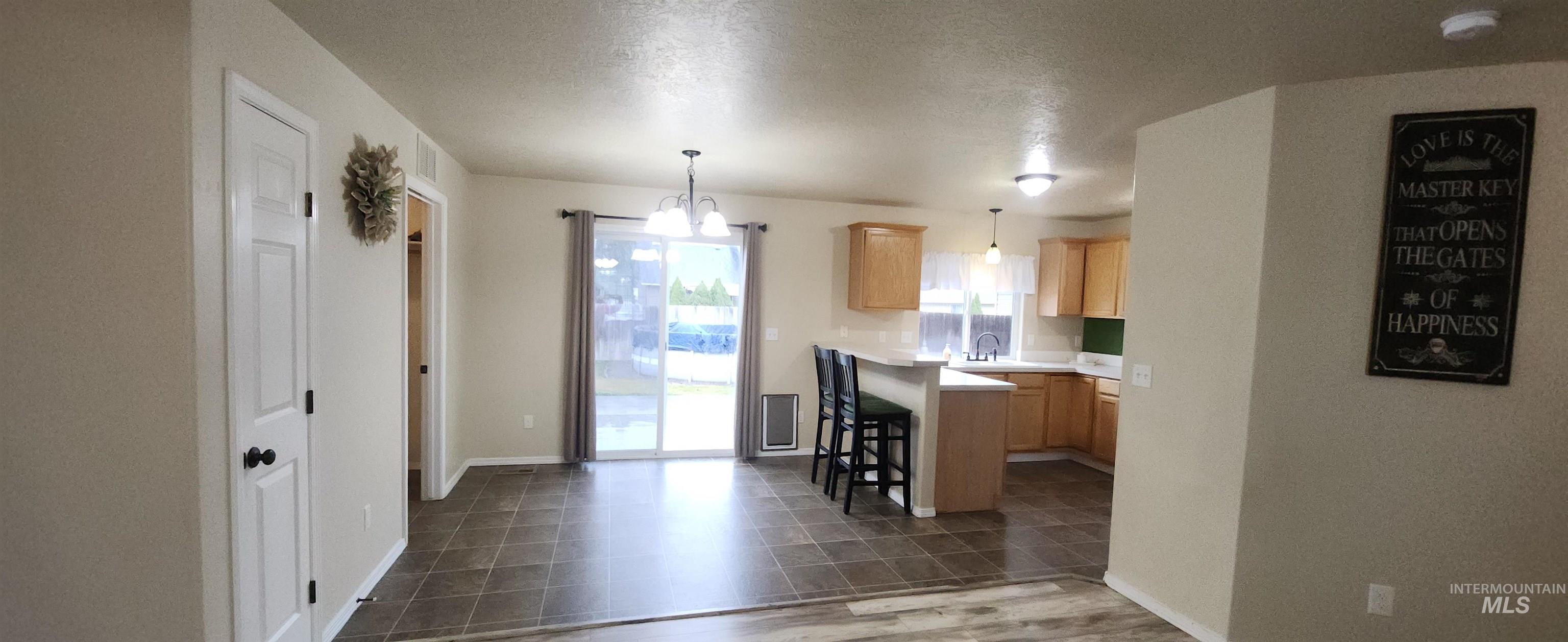 11652 Quincy St, Caldwell, Idaho 83605, 4 Bedrooms, 2.5 Bathrooms, Residential For Sale, Price $385,000, 98976818