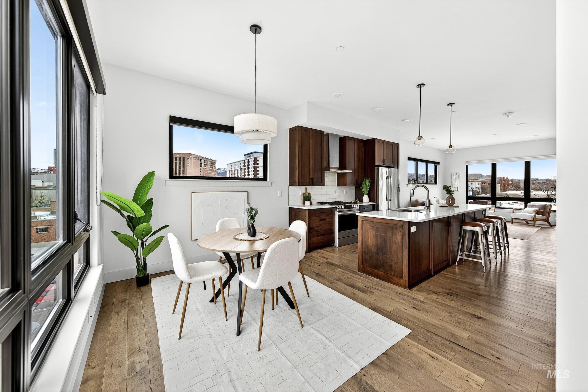 611 S 8th Street, Boise, Idaho 83702, 2 Bedrooms, 2 Bathrooms, Residential For Sale, Price $699,500, 98976819