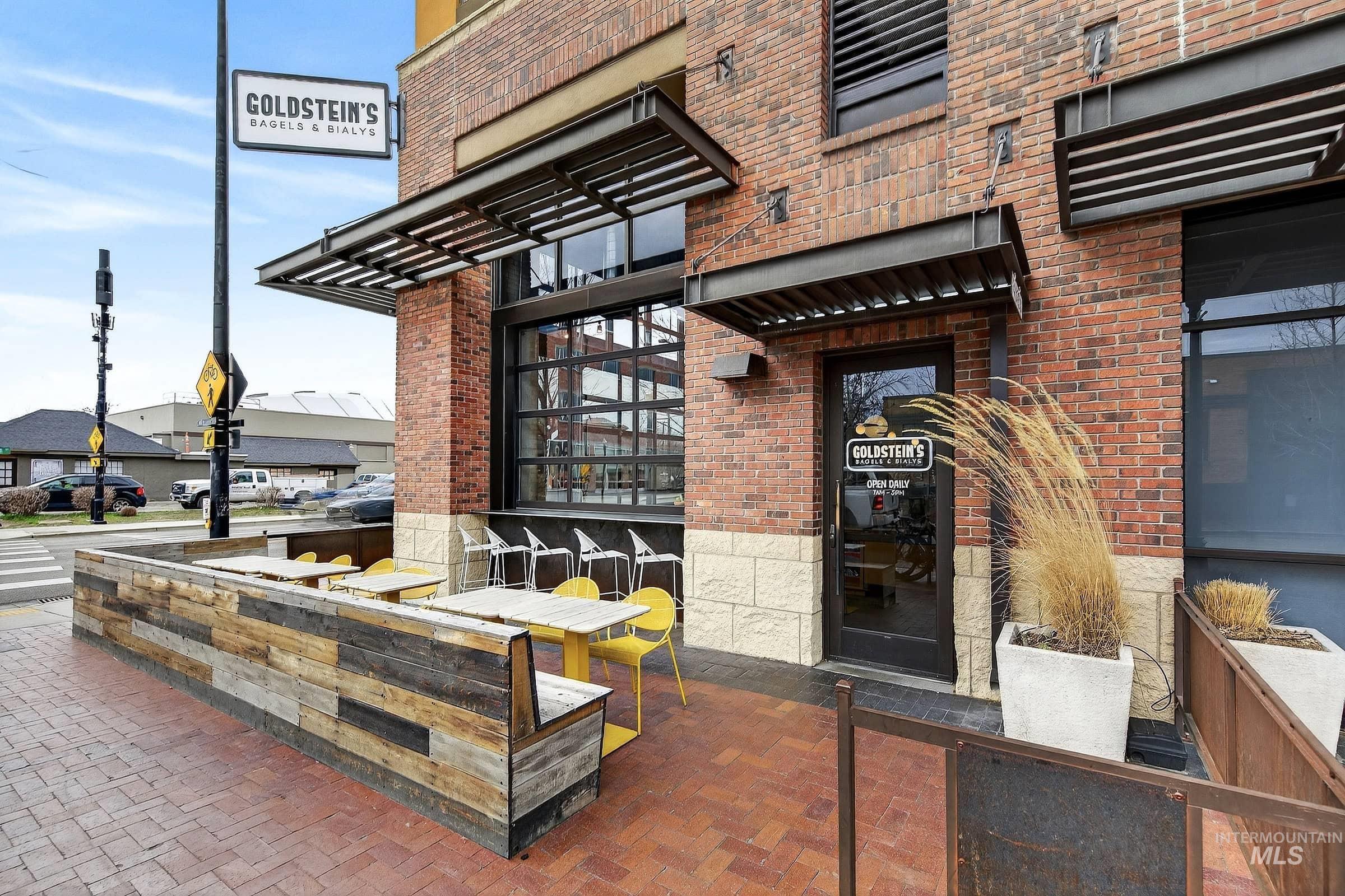 611 S 8th Street, Boise, Idaho 83702, 2 Bedrooms, 2 Bathrooms, Residential For Sale, Price $699,500, 98976819