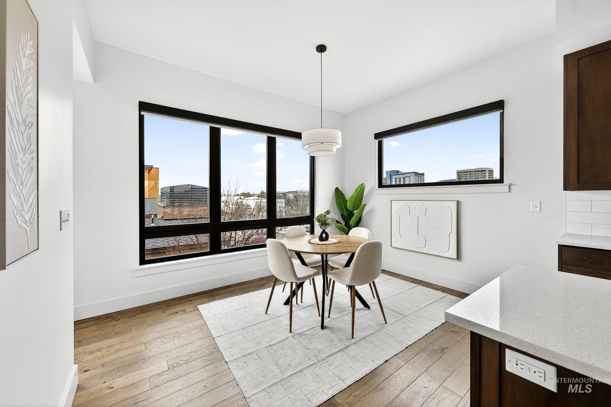 611 S 8th Street, Boise, Idaho 83702, 2 Bedrooms, 2 Bathrooms, Residential For Sale, Price $699,500, 98976819