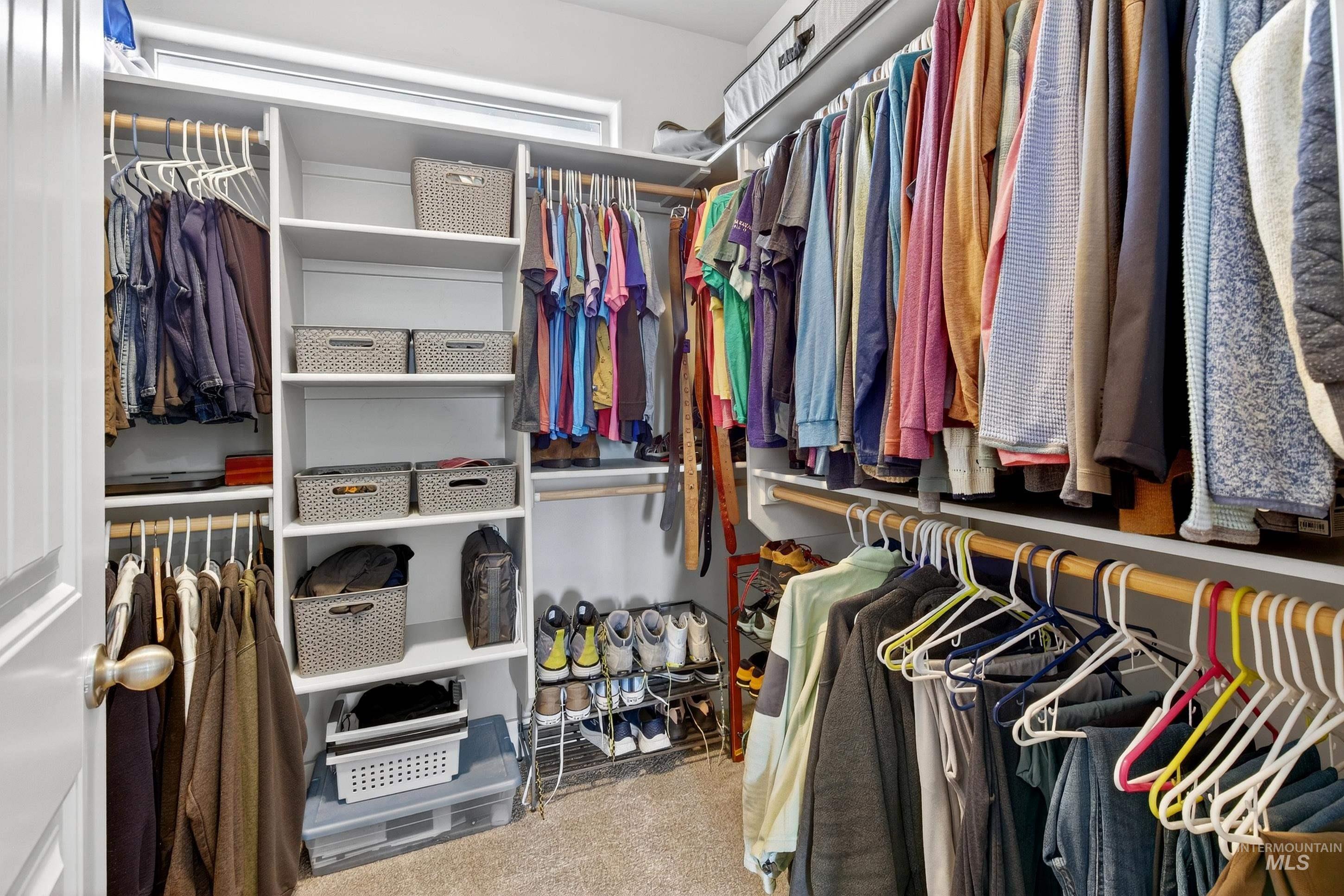 5555 W Dalcross Drive, Boise, Idaho 83714, 3 Bedrooms, 3 Bathrooms, Residential For Sale, Price $675,000, 98976820