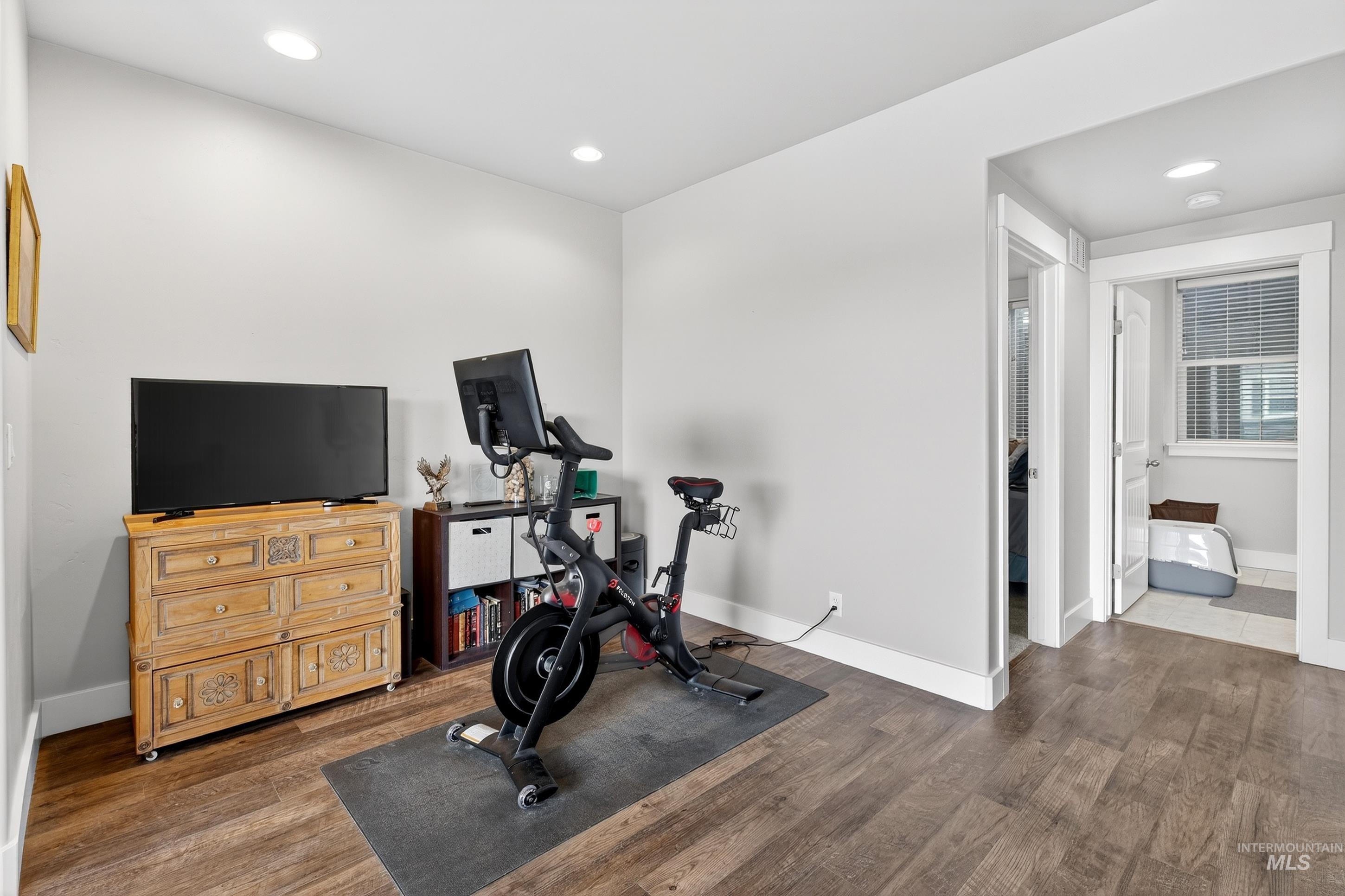 5555 W Dalcross Drive, Boise, Idaho 83714, 3 Bedrooms, 3 Bathrooms, Residential For Sale, Price $675,000, 98976820