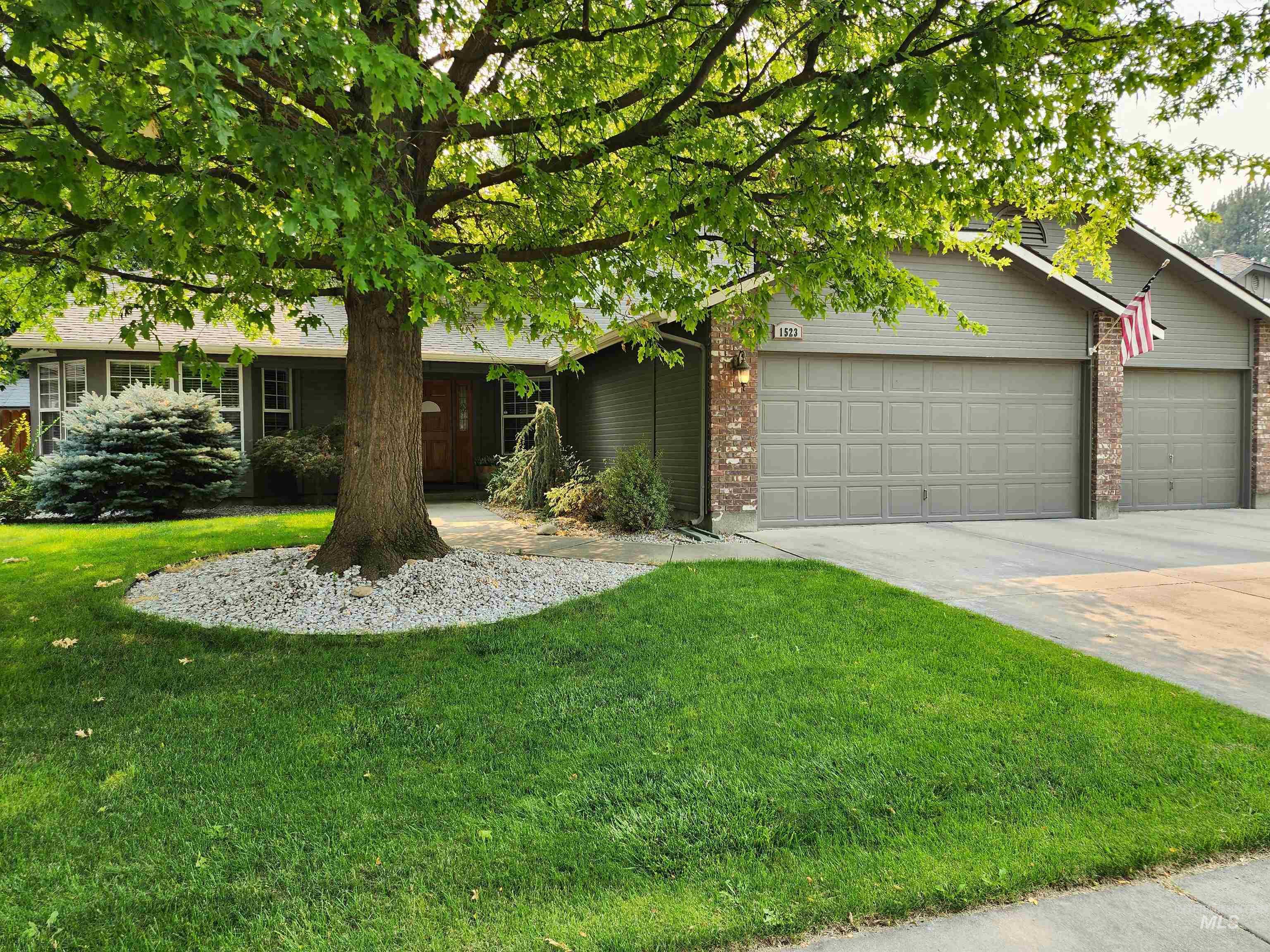 1523 E Seaside Ct, Boise, Idaho 83706, 4 Bedrooms, 3 Bathrooms, Residential For Sale, Price $974,900, 98976821