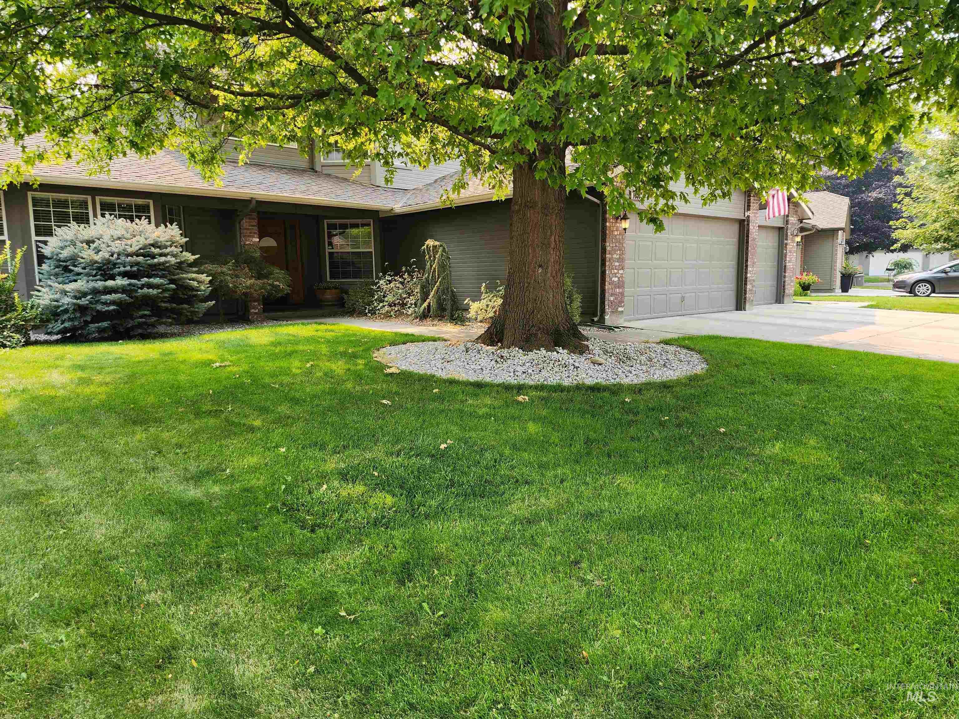 1523 E Seaside Ct, Boise, Idaho 83706, 4 Bedrooms, 3 Bathrooms, Residential For Sale, Price $974,900, 98976821