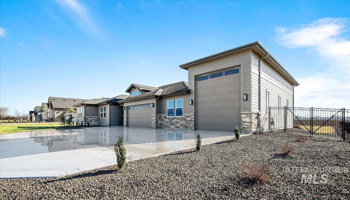 7337 E Red Kite St, Nampa, Idaho 83686, 4 Bedrooms, 2.5 Bathrooms, Residential For Sale, Price $999,995, 98976823