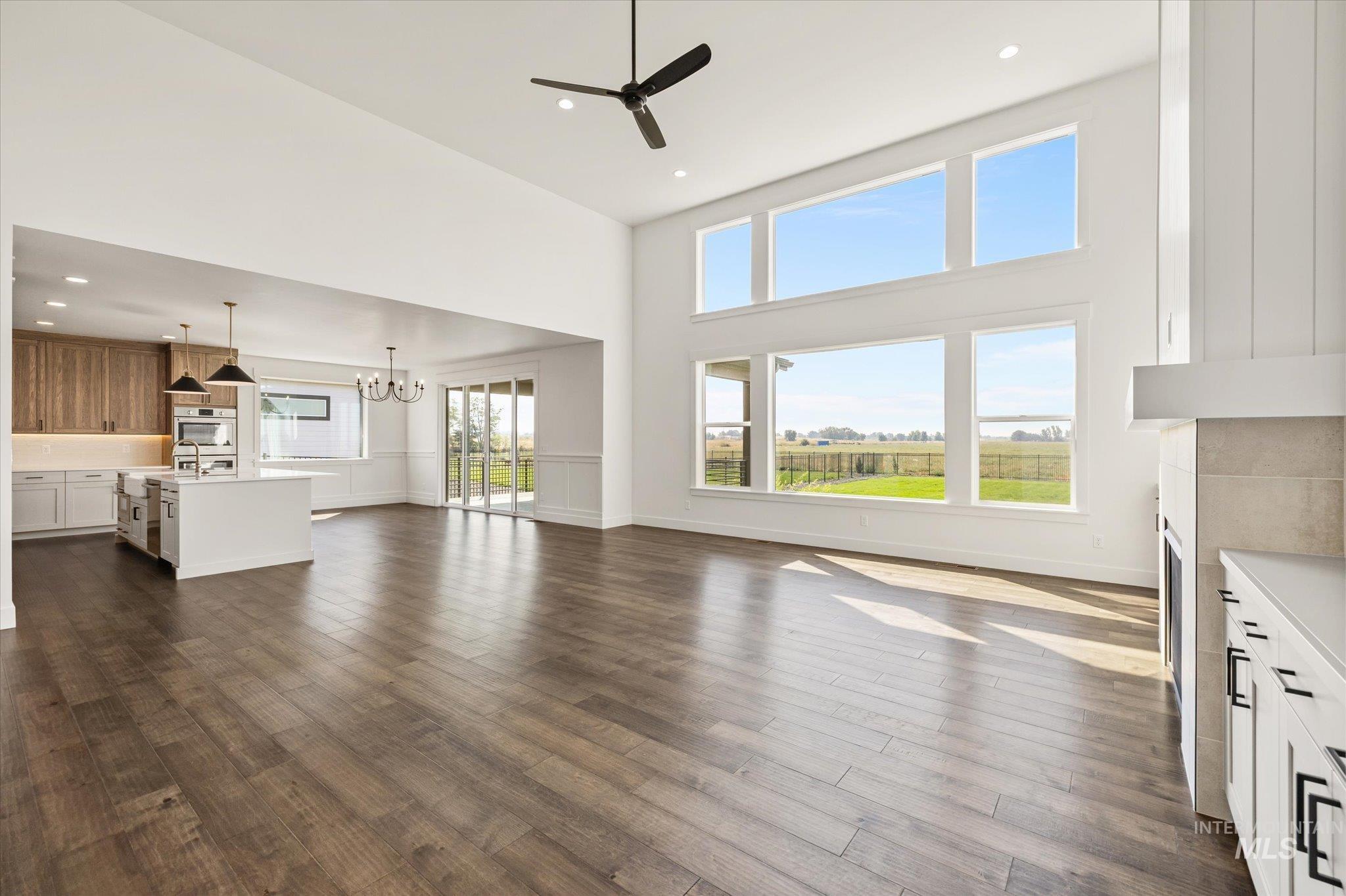 7337 E Red Kite St, Nampa, Idaho 83686, 4 Bedrooms, 2.5 Bathrooms, Residential For Sale, Price $999,995, 98976823