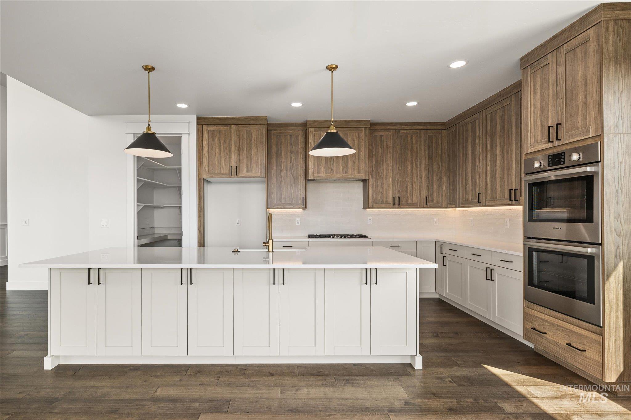 7337 E Red Kite St, Nampa, Idaho 83686, 4 Bedrooms, 2.5 Bathrooms, Residential For Sale, Price $999,995, 98976823