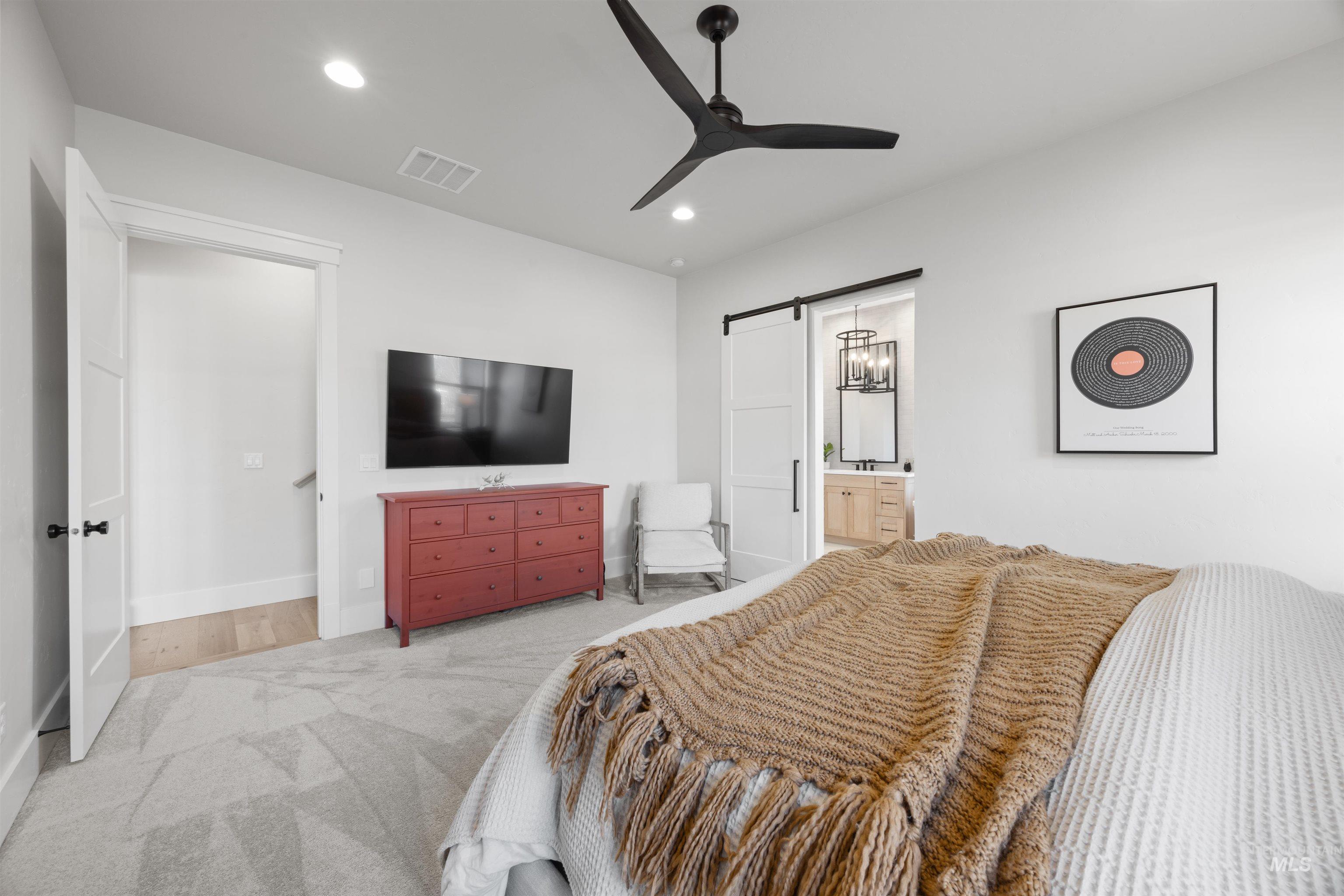 4530 W Durango Dr, Meridian, Idaho 83646-1639, 4 Bedrooms, 3.5 Bathrooms, Residential For Sale, Price $949,777,MLS 98976824