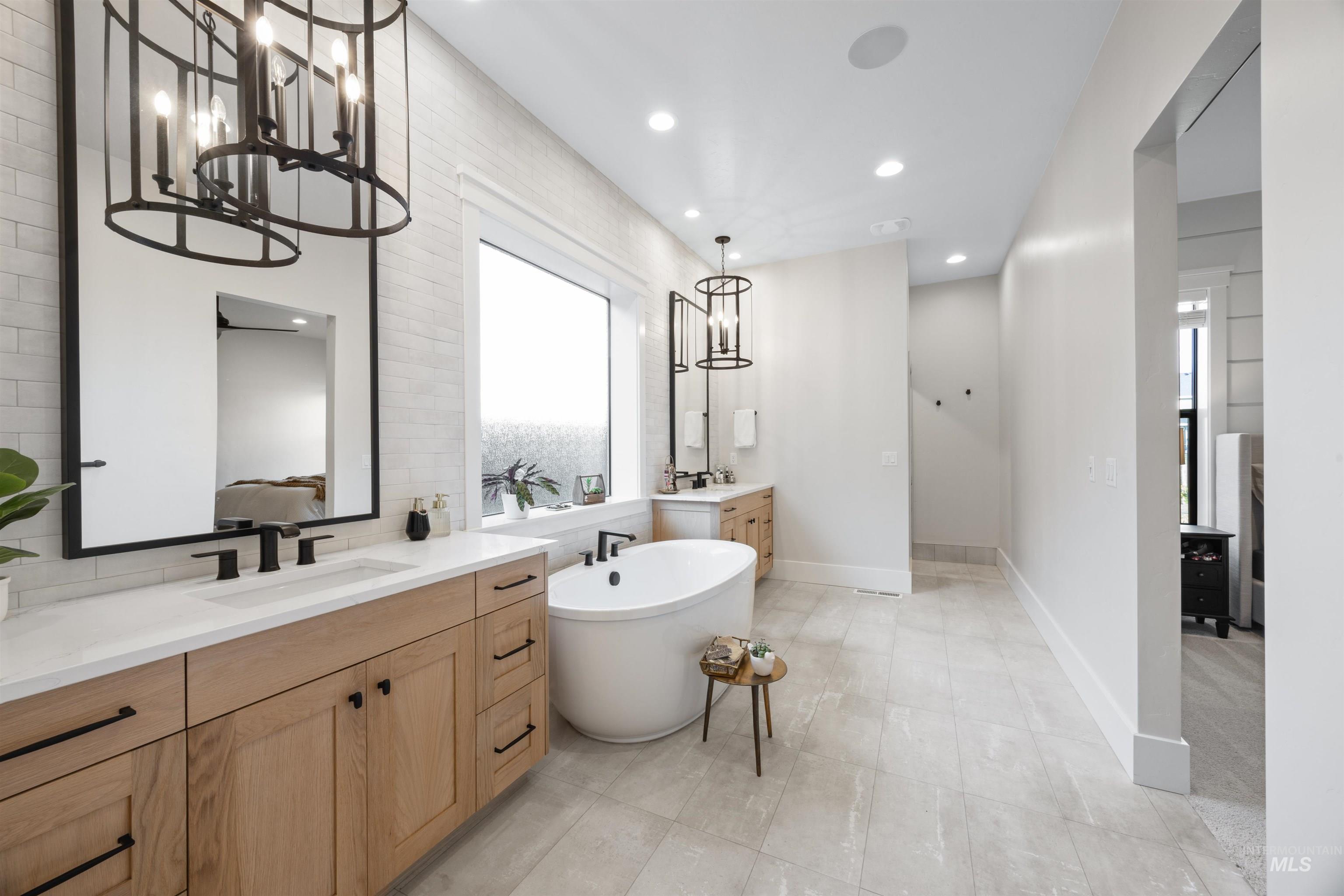 4530 W Durango Dr, Meridian, Idaho 83646-1639, 4 Bedrooms, 3.5 Bathrooms, Residential For Sale, Price $949,777,MLS 98976824