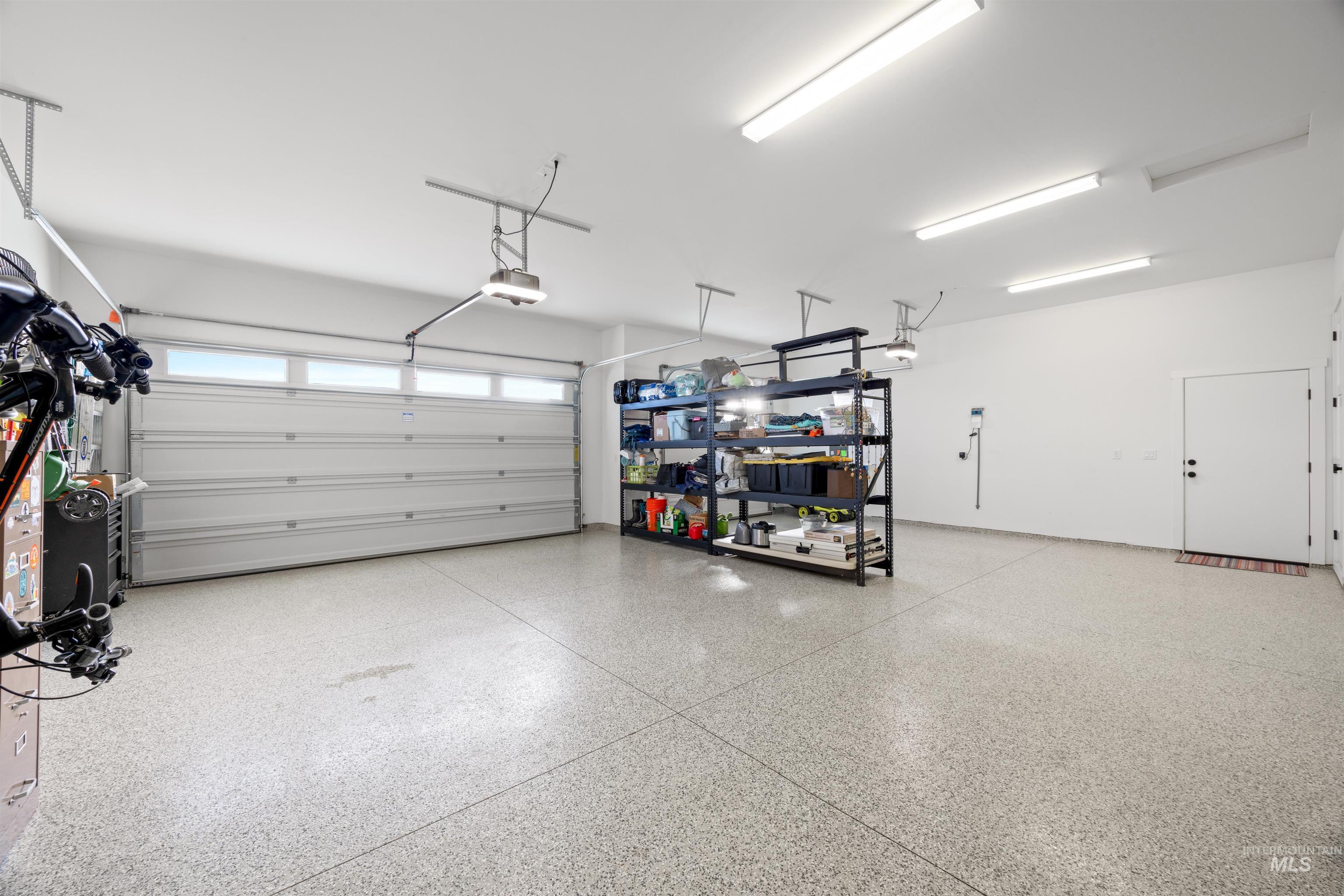 4530 W Durango Dr, Meridian, Idaho 83646-1639, 4 Bedrooms, 3.5 Bathrooms, Residential For Sale, Price $949,777,MLS 98976824